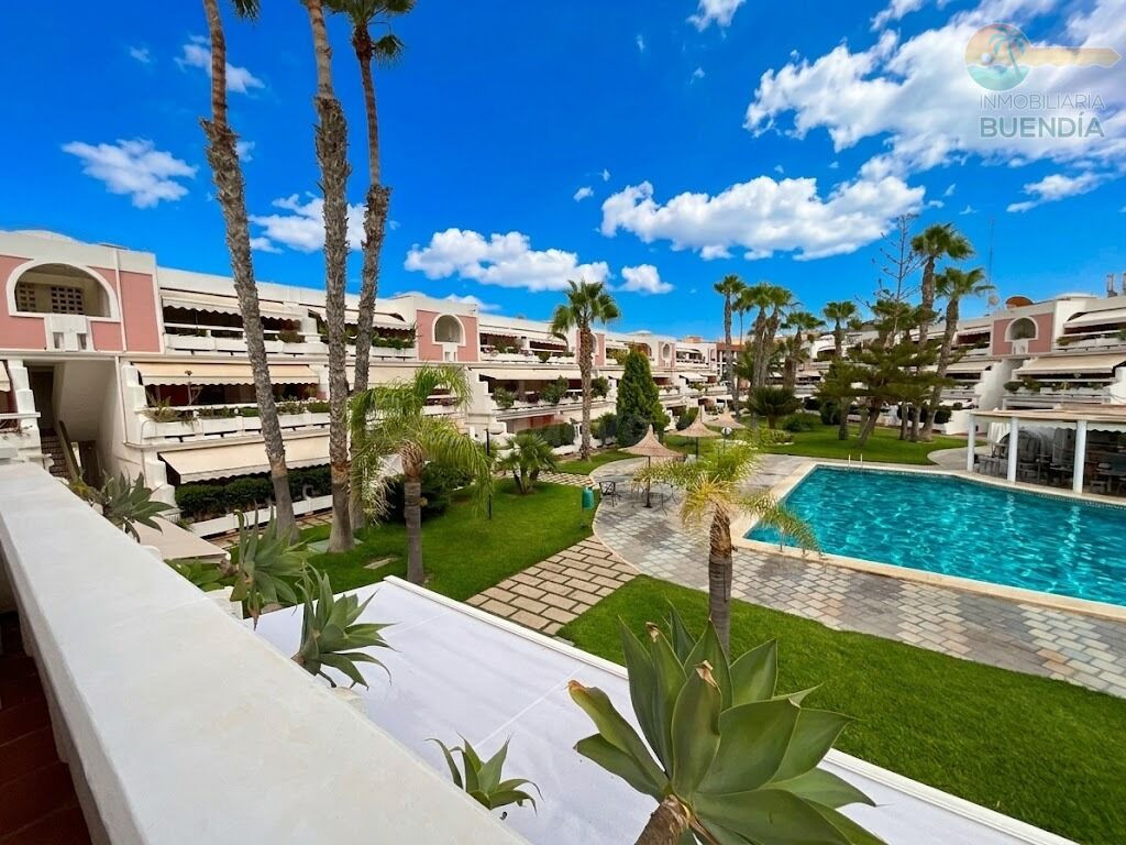PRECIOSO APARTAMENTO EN EXCLUSIVO RESIDENCIAL EN PUERTO DE MAZARRON