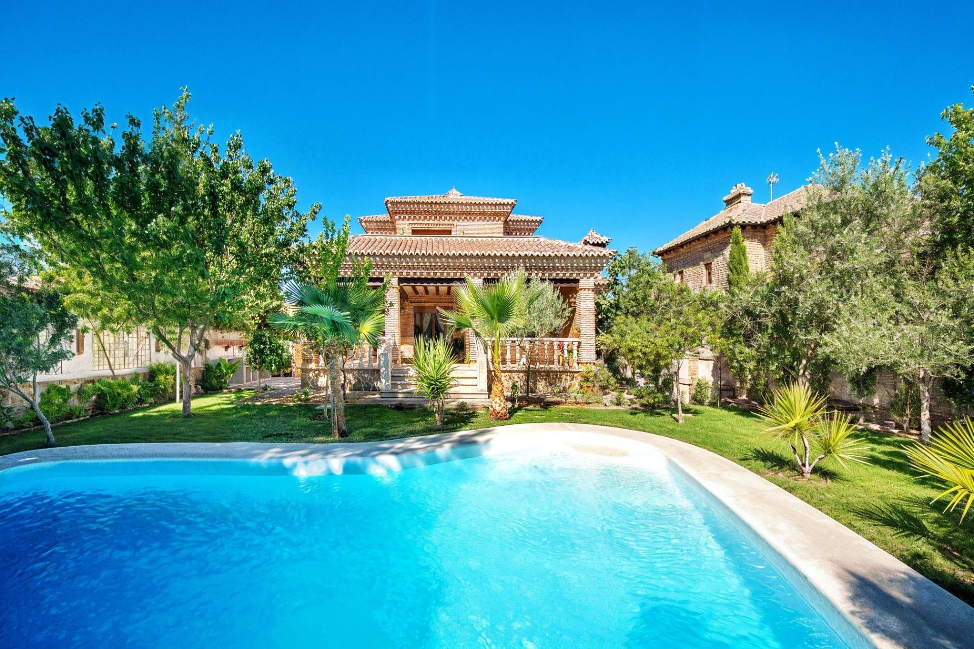 Chalet 4 habitaciones 438m² en venta - Campo golf