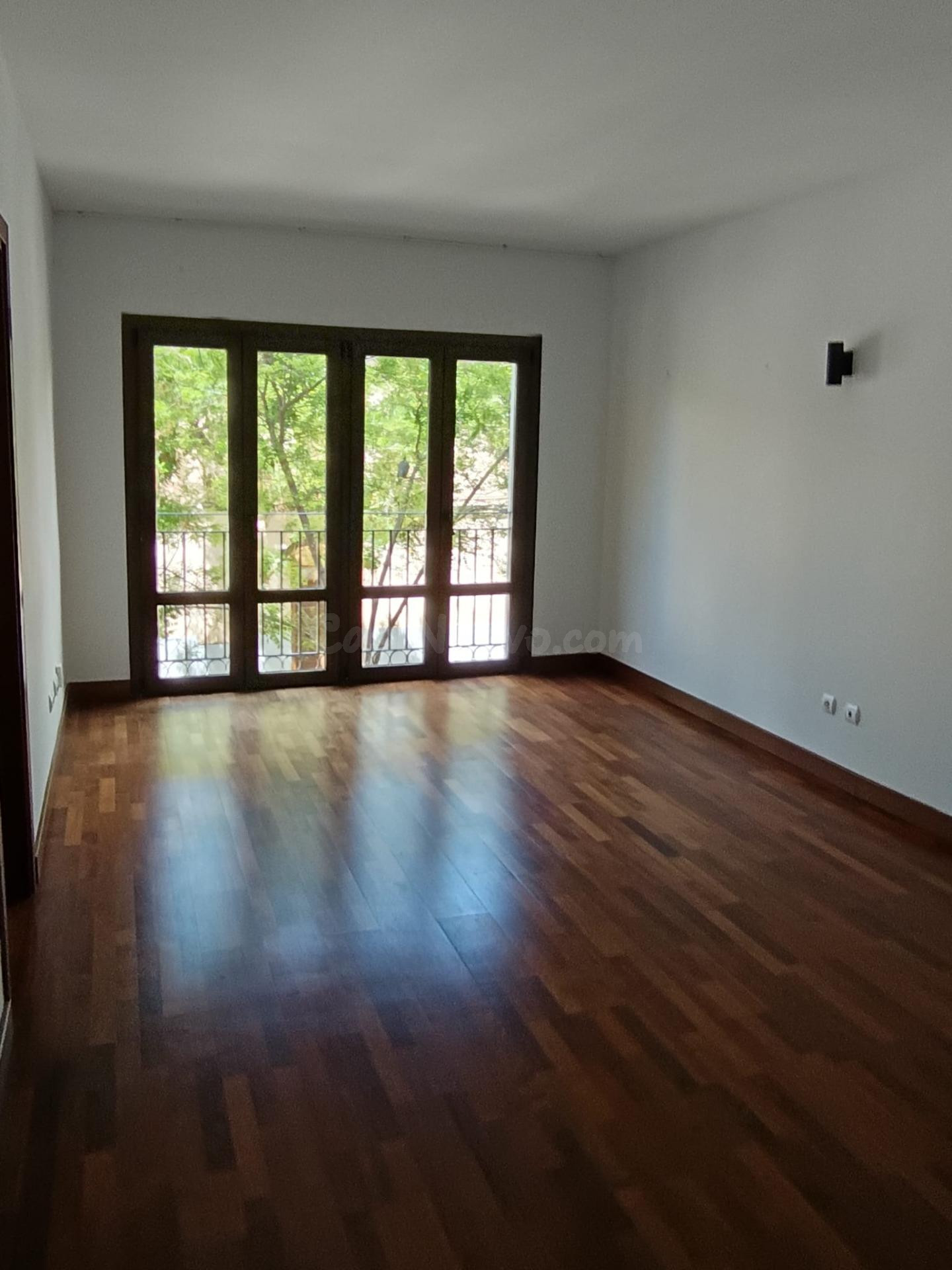 PISO DE CALIDAD EN  SANTA CATALINA