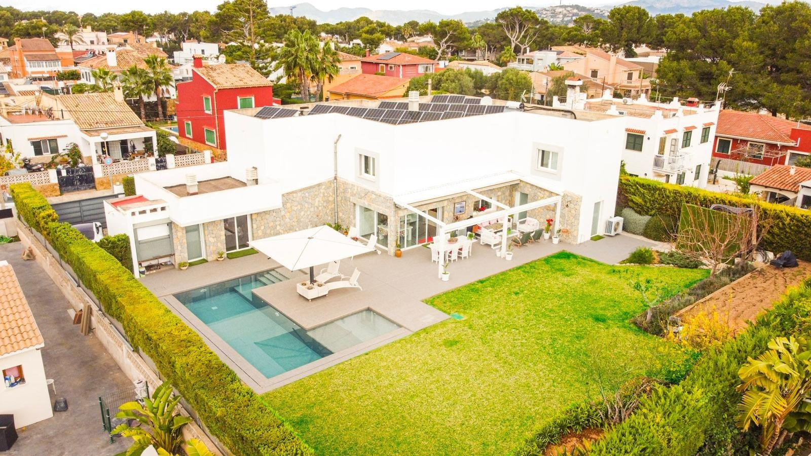 VILLA DE LUJO EN EL TORO