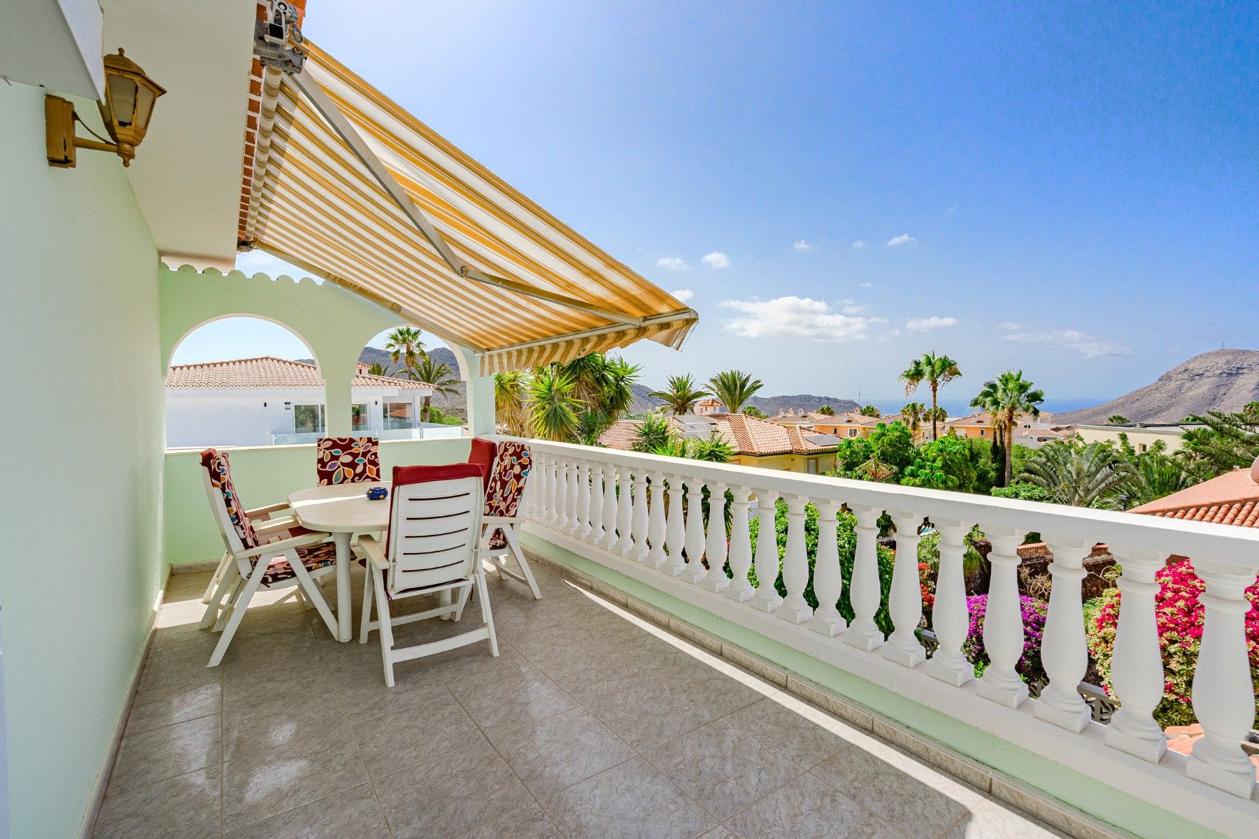 Villa 4 habitaciones 499m² en venta - Chayofa