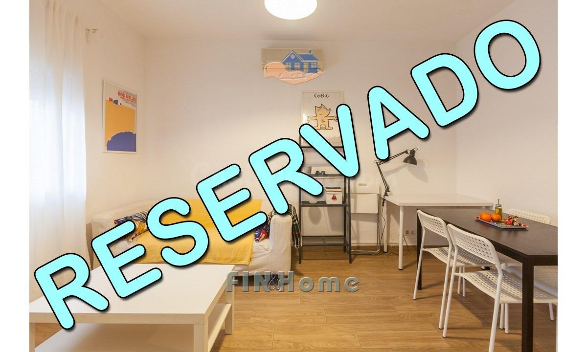 Piso en Venta en Triana junto a López de Gomara | Excelente ubicación y licencia turística