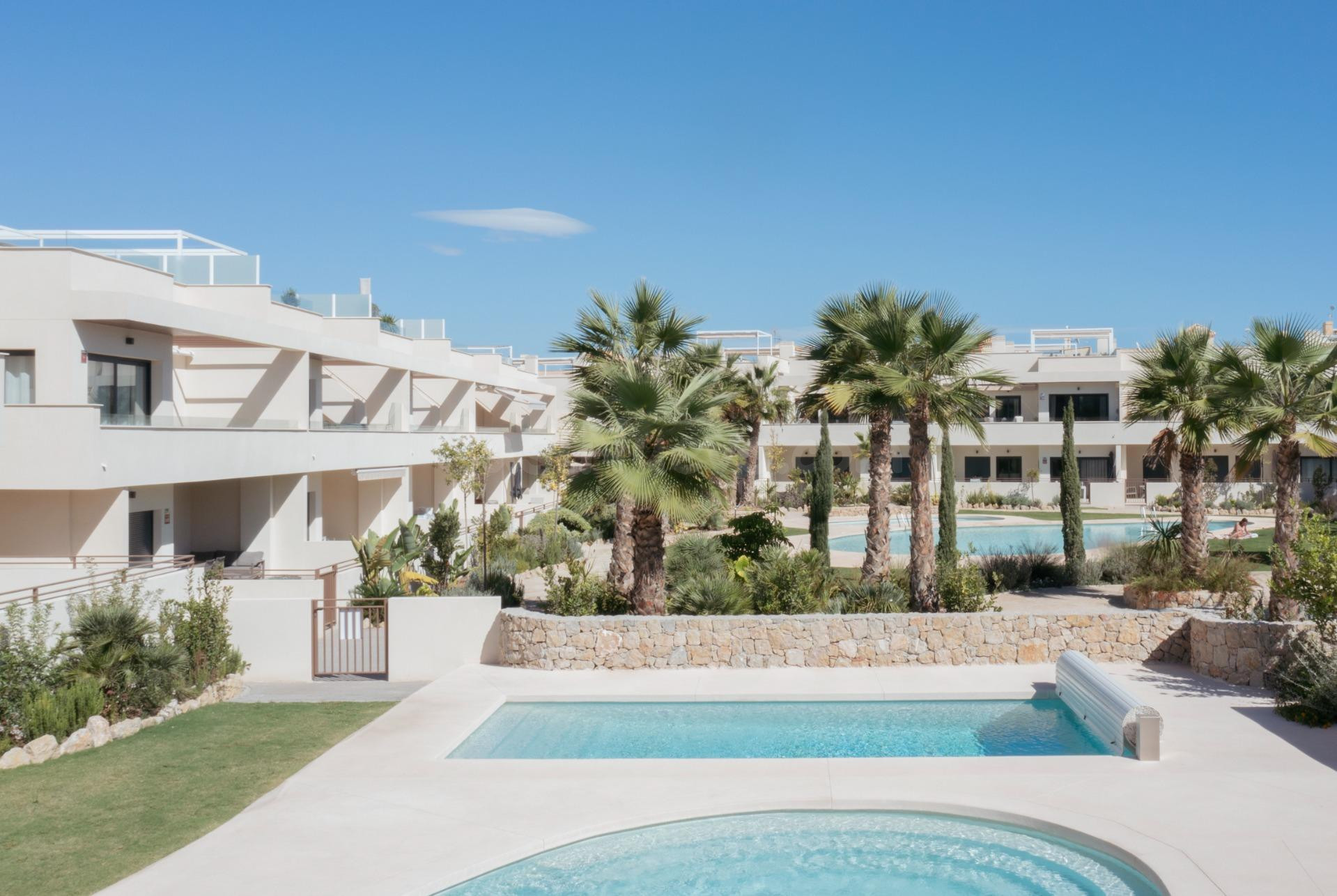 Bungalow bajo 300m del mar en Torrevieja (La Veleta)