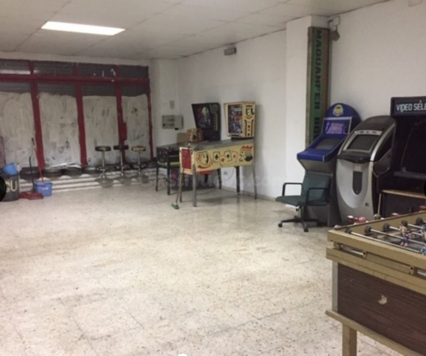 Local comercial 1 habitación 120m² en venta - Centro