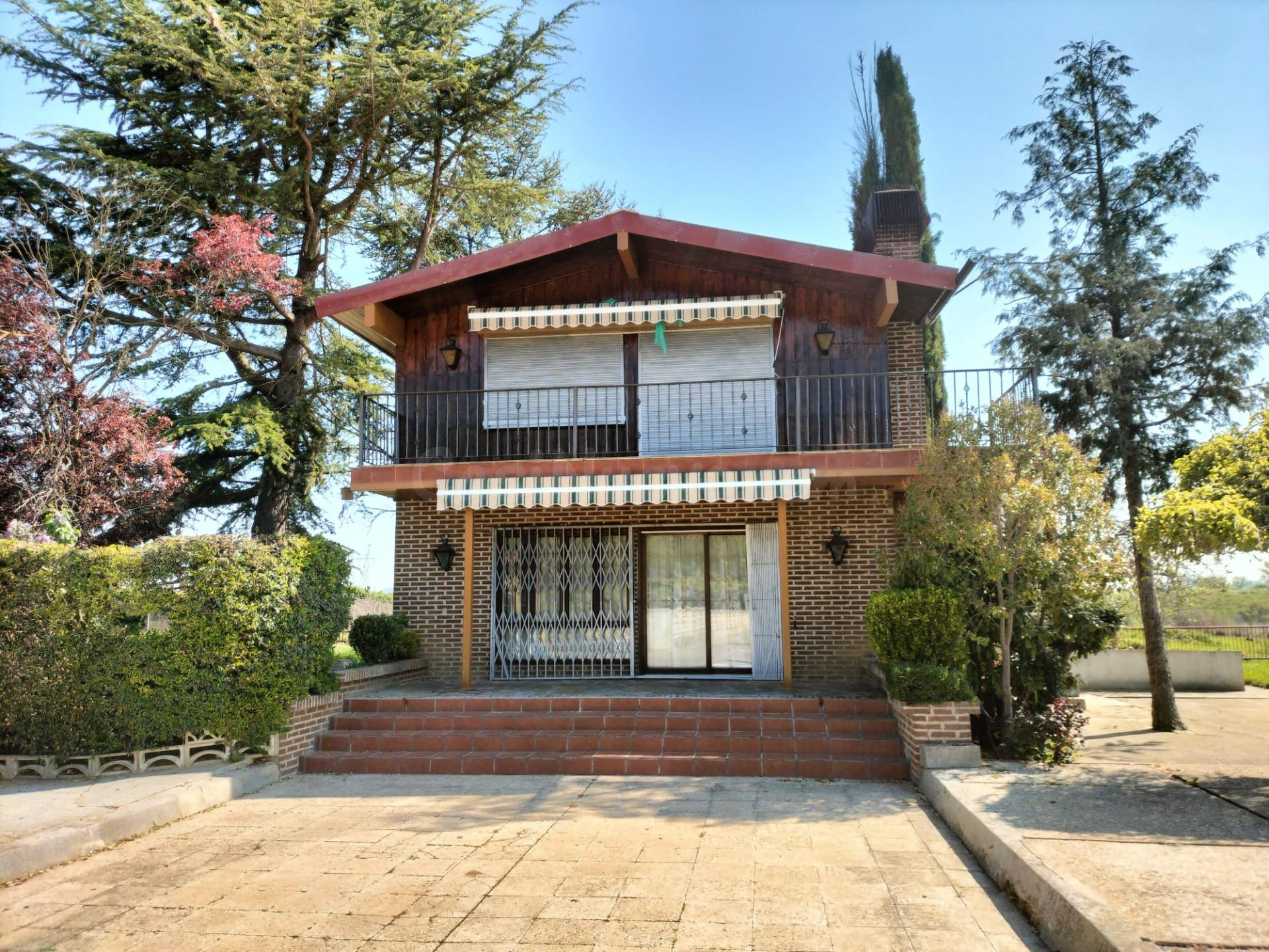 DISPONIBLE A LA VENTA ESPECTACULAR FINCA MUY PRÓXIMA A PALENCIA