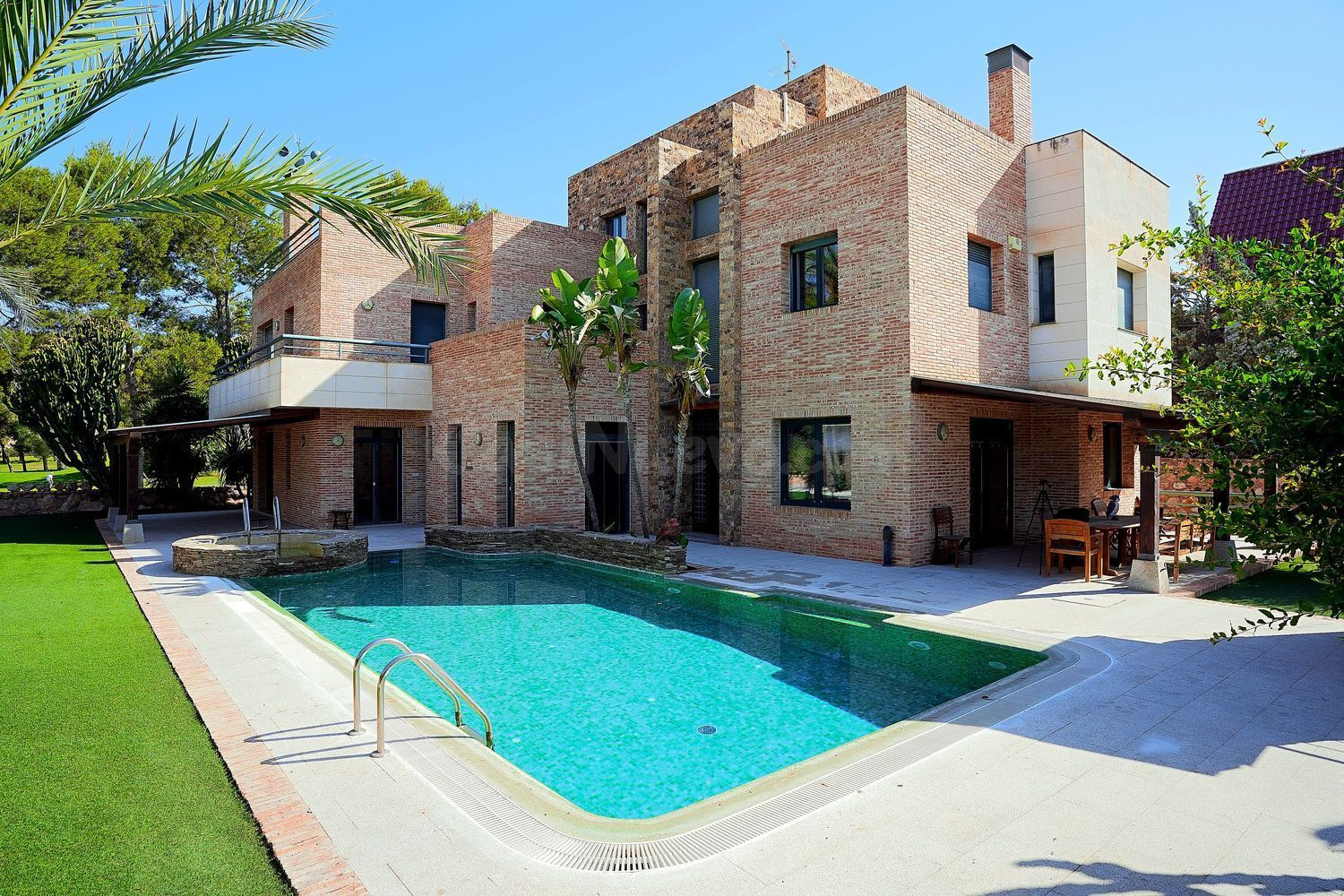 Chalet 5 habitaciones 593m² en venta - Altorreal-El Chorrico