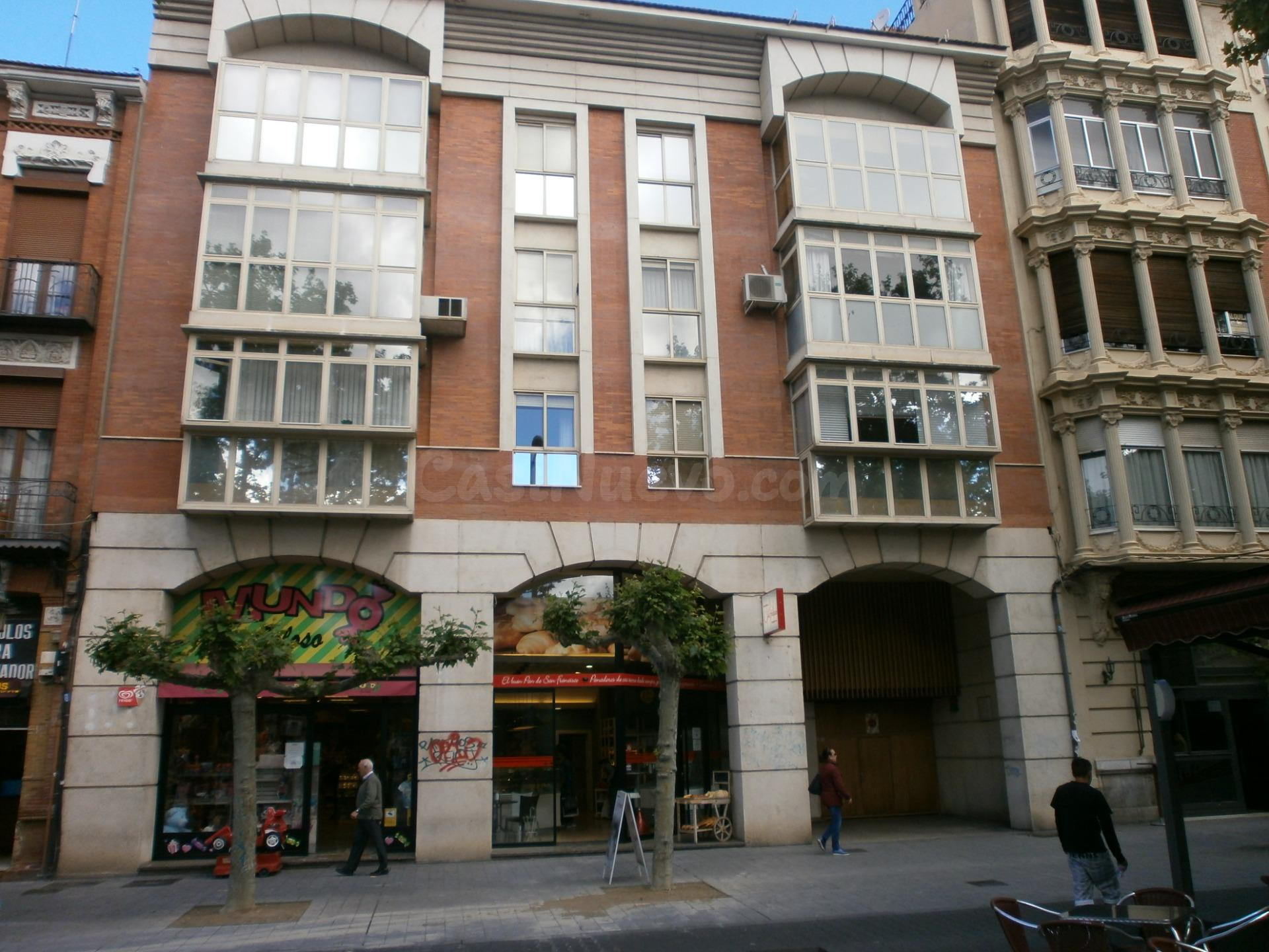 MONCASA VENDE Oficina en Pº Del Salón