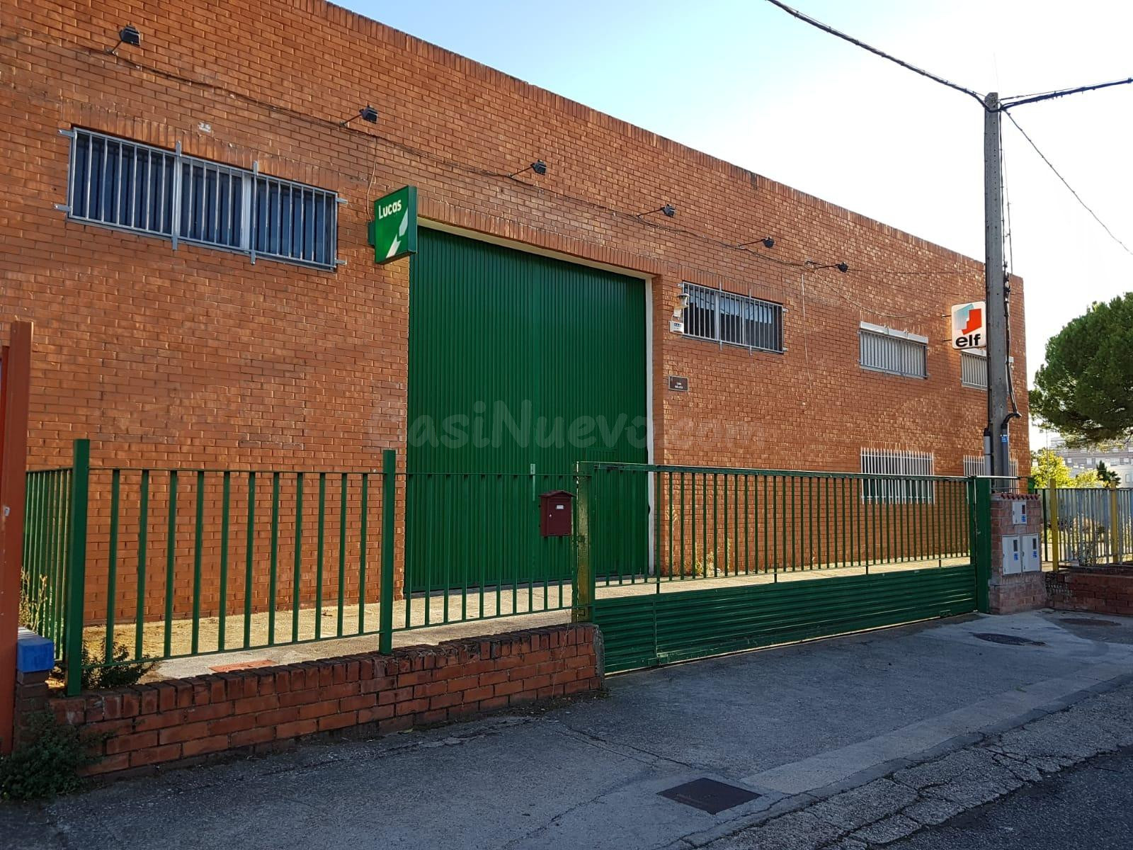 MONCASA VENDE Nave industria en Polígono