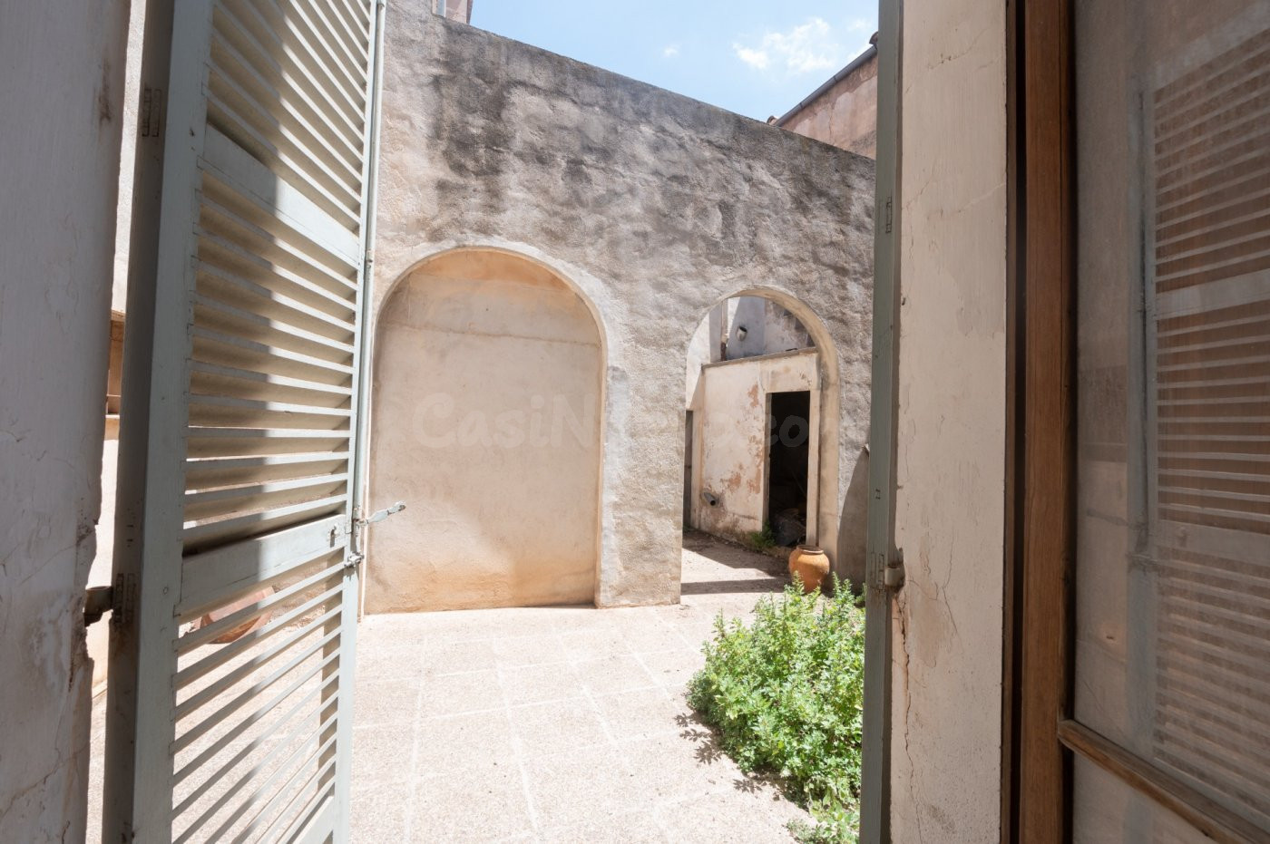Impresionante casa en la plaza de Sineu - foto 4