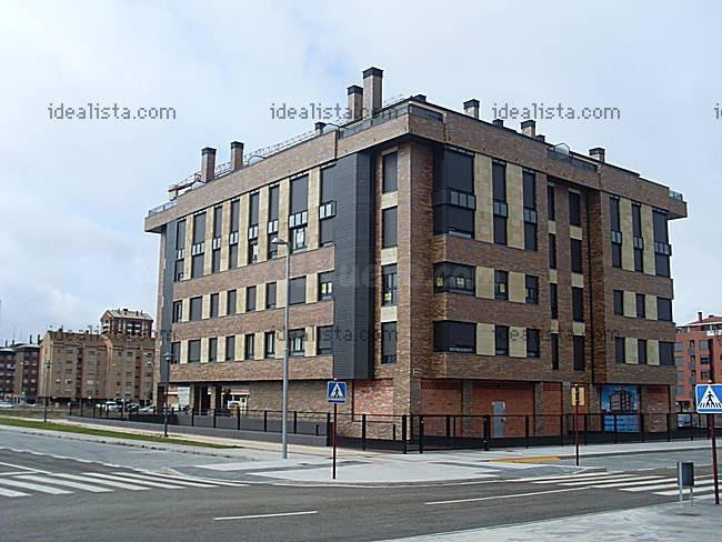 MONCASA VENDE Plaza de garaje cerrada