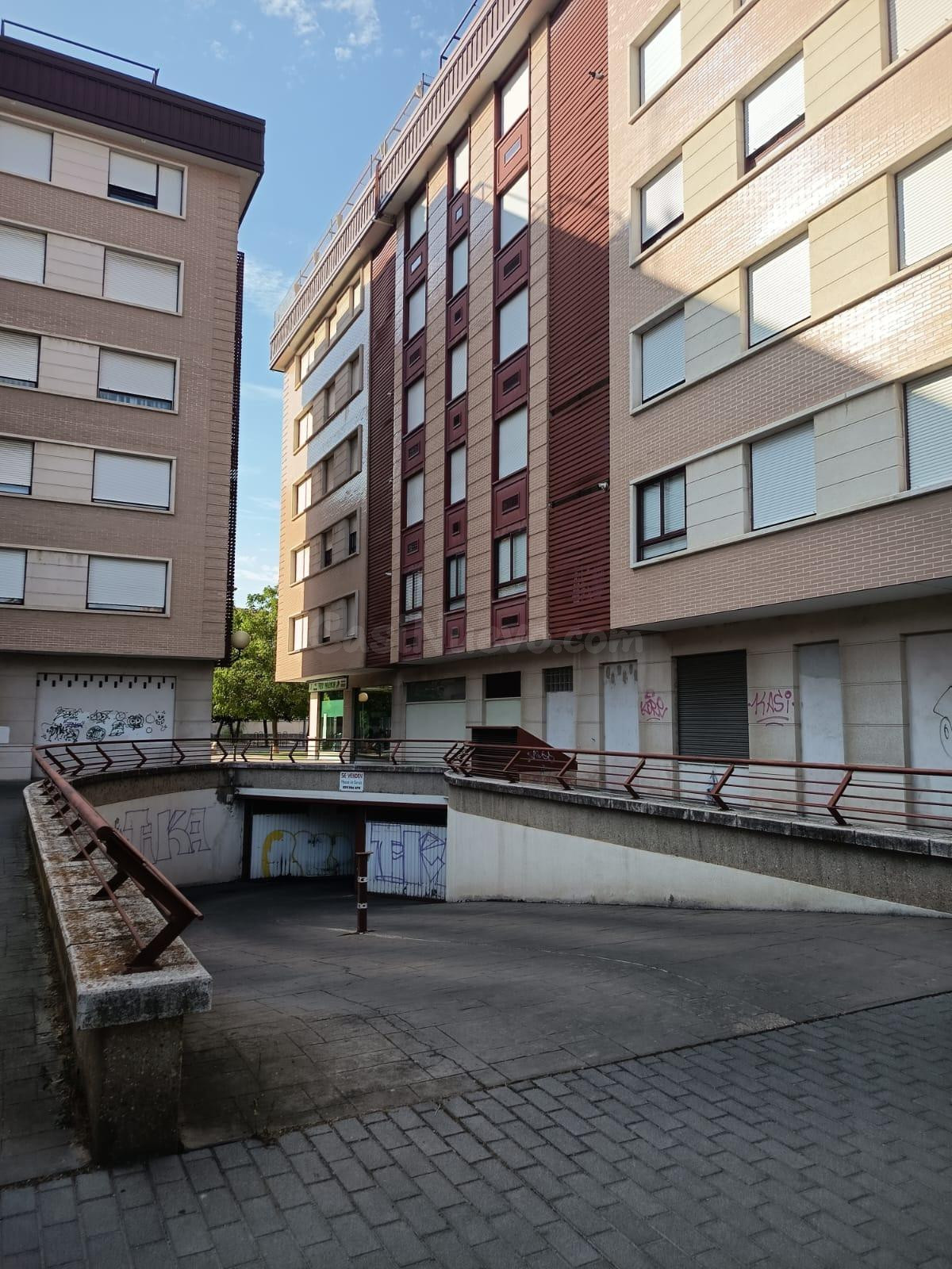 MONCASA VENDE Plaza de garaje