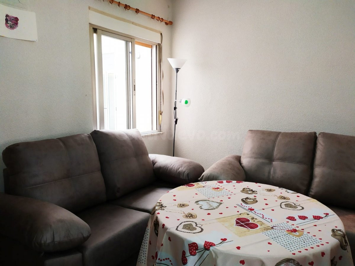 Piso 3 habitaciones 73m² en alquiler - Carmelitas-Oeste