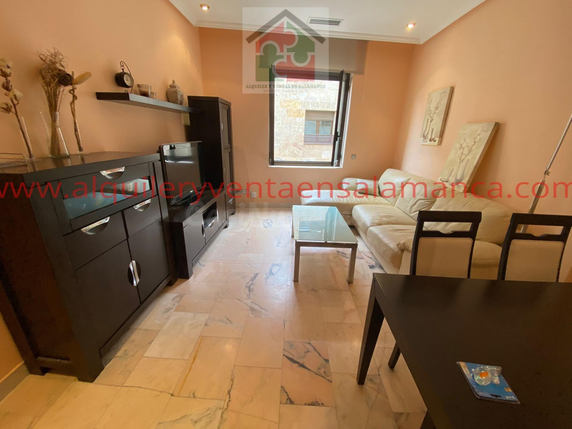 Piso 2 habitaciones 70m² en alquiler - Centro