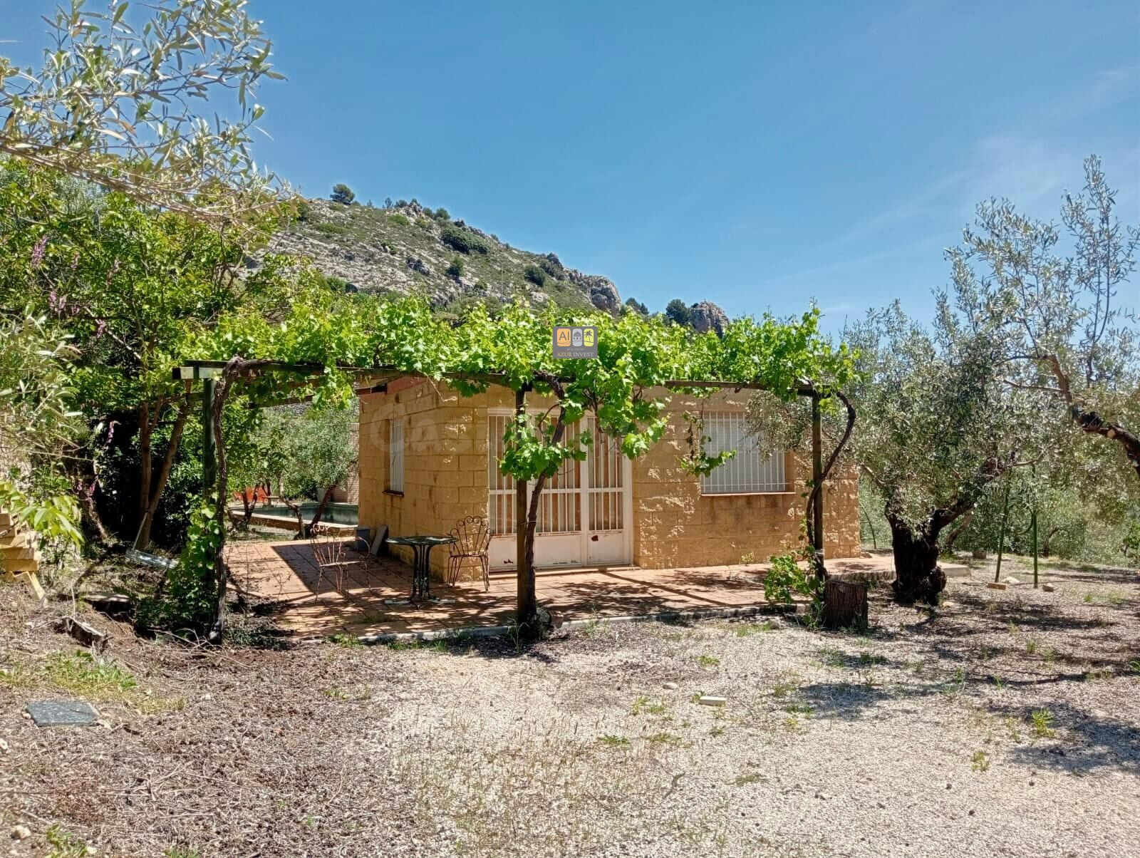 Casa de campo en plena naturaleza en Confrides