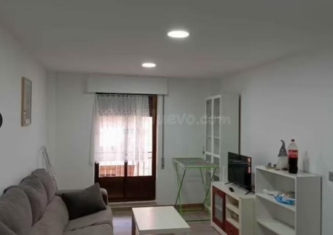 Piso 4 habitaciones 82m² en alquiler - Carmelitas-Oeste
