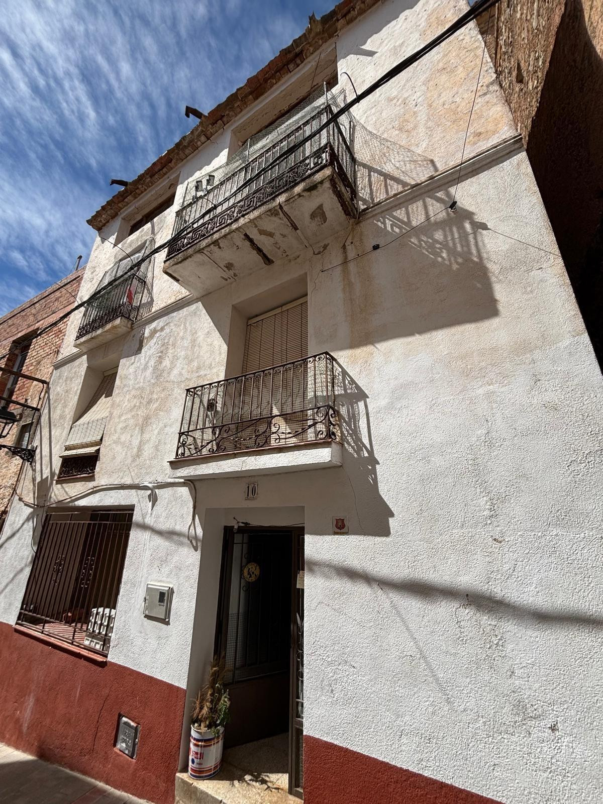 CASA EN EL CENTRO DE ALFARA DE CARLES