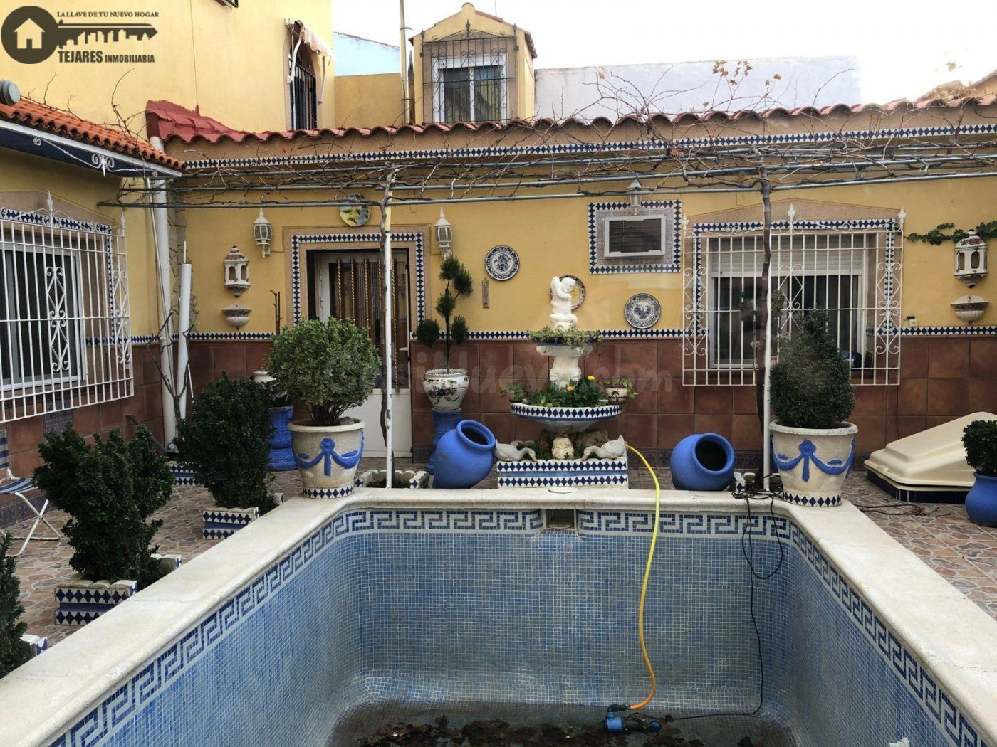 Inmobiliaria Tejares Vende casa de pueblo señorial a 10 minutos de Albacete. F026