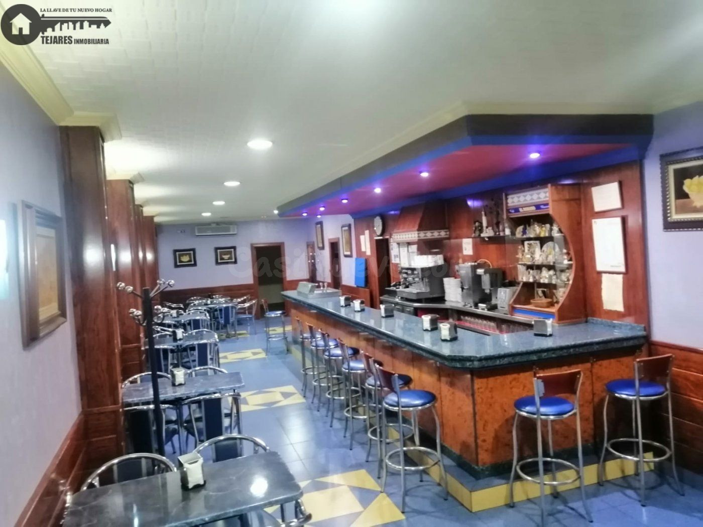 INMOBILIARIA TEJARES VENDE LOCAL COMERCIAL EN ZONA CENTRO
