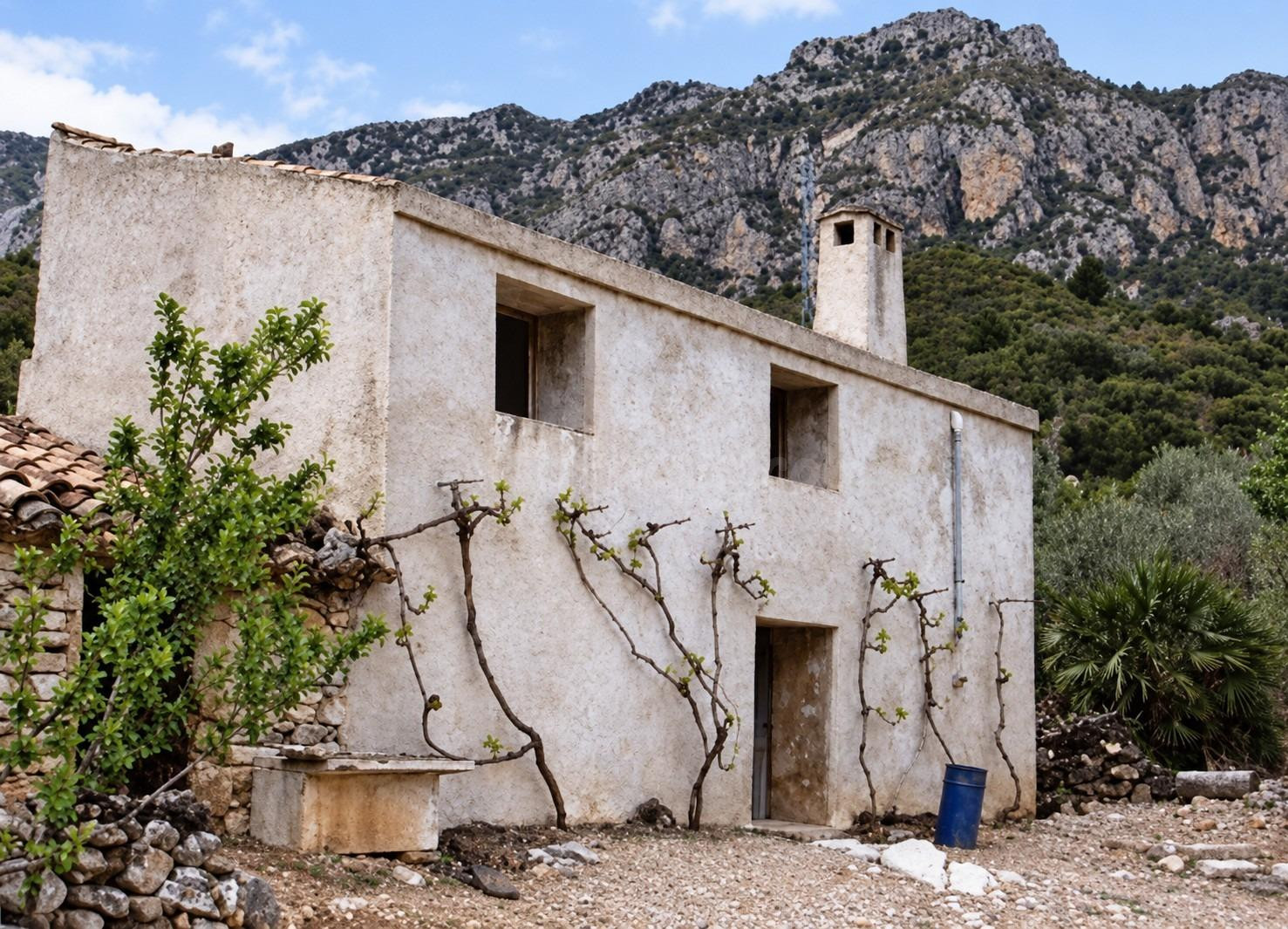 Finca rústica de 2,5 ha con almacén junto al Parc Natural dels Ports