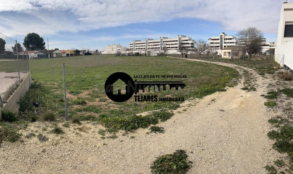 INMOBILIARIA TEJARES 2 VENDE SOLAR EN IMAGINALIA