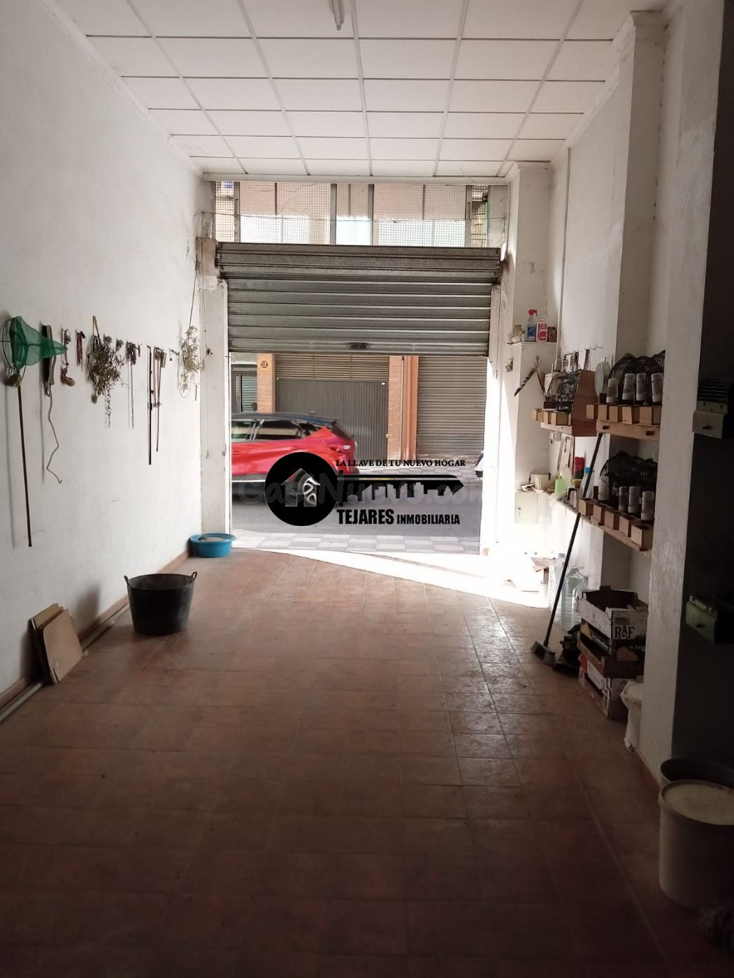 INMOBILIARIA TEJARES VENDE LOCAL CON VADO, EXCELENTE UBICACIÓN