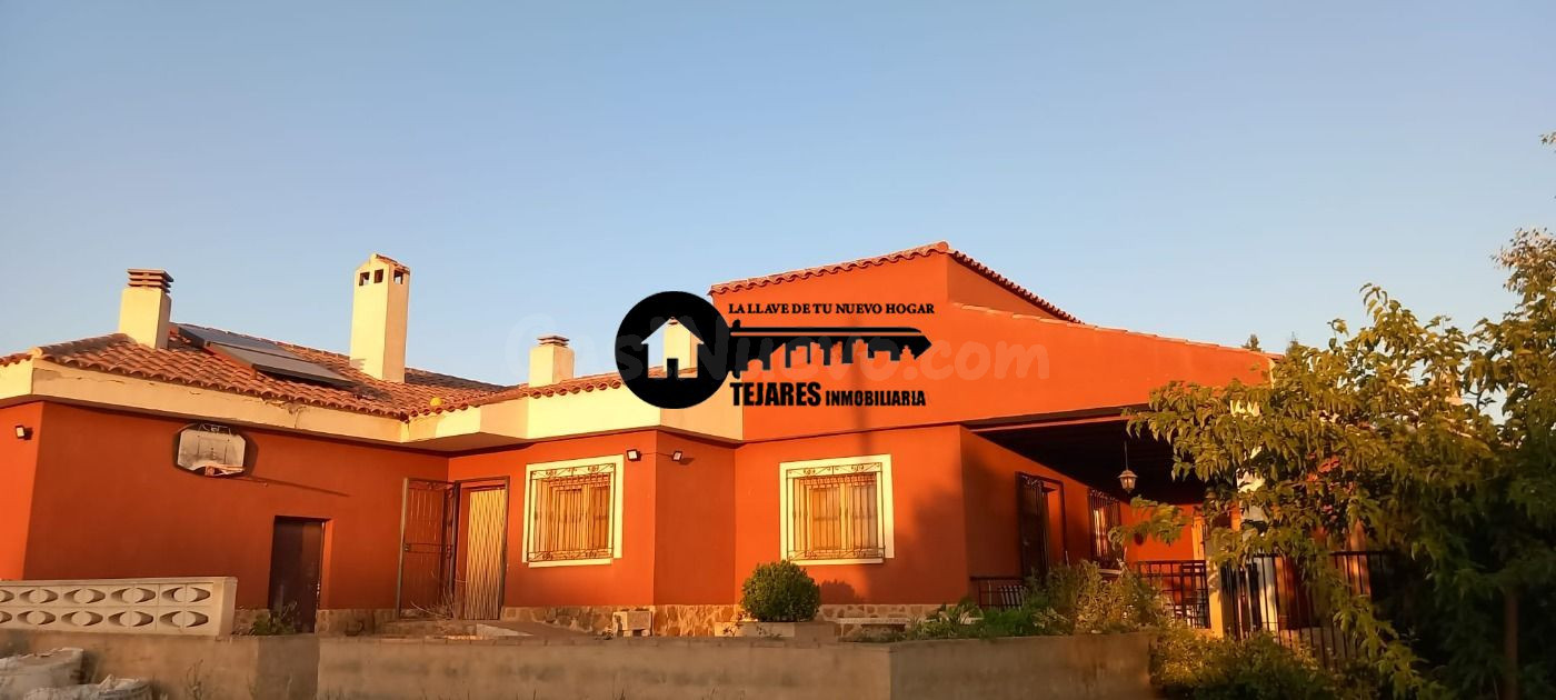 INMOBILIARIA TEJARES VENDE EXCELENTE PARCELA A 3km DE ALBACETE