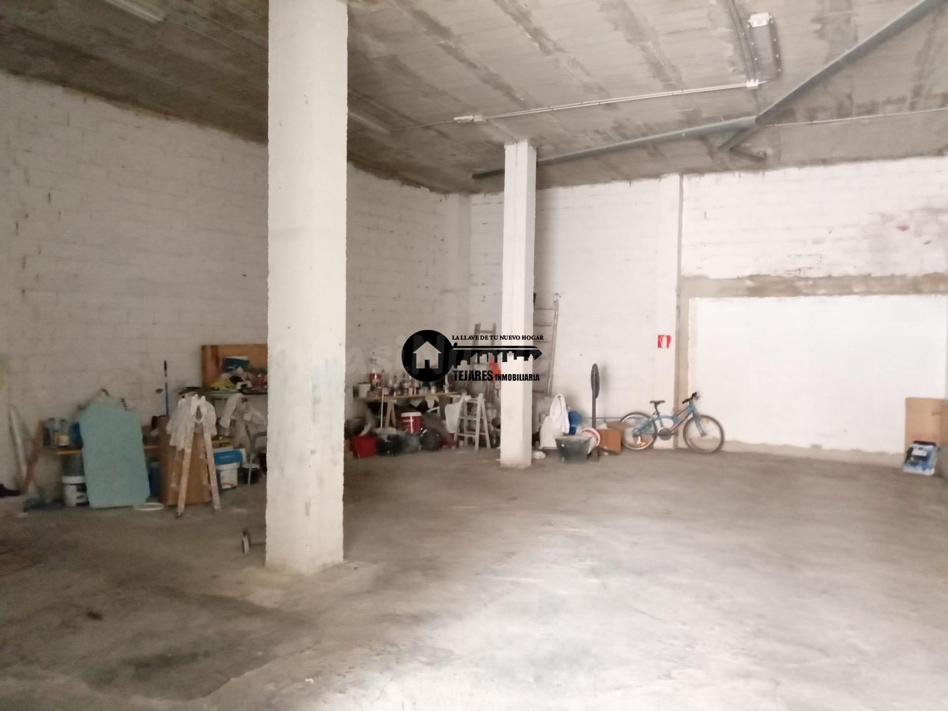 INMOBILIARIA TEJARES VENDE LOCAL CON VADO EN ZONA PILAR