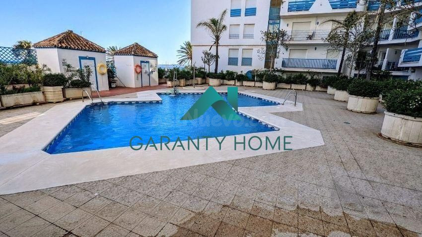 Piso en venta en Puerto de Estepona