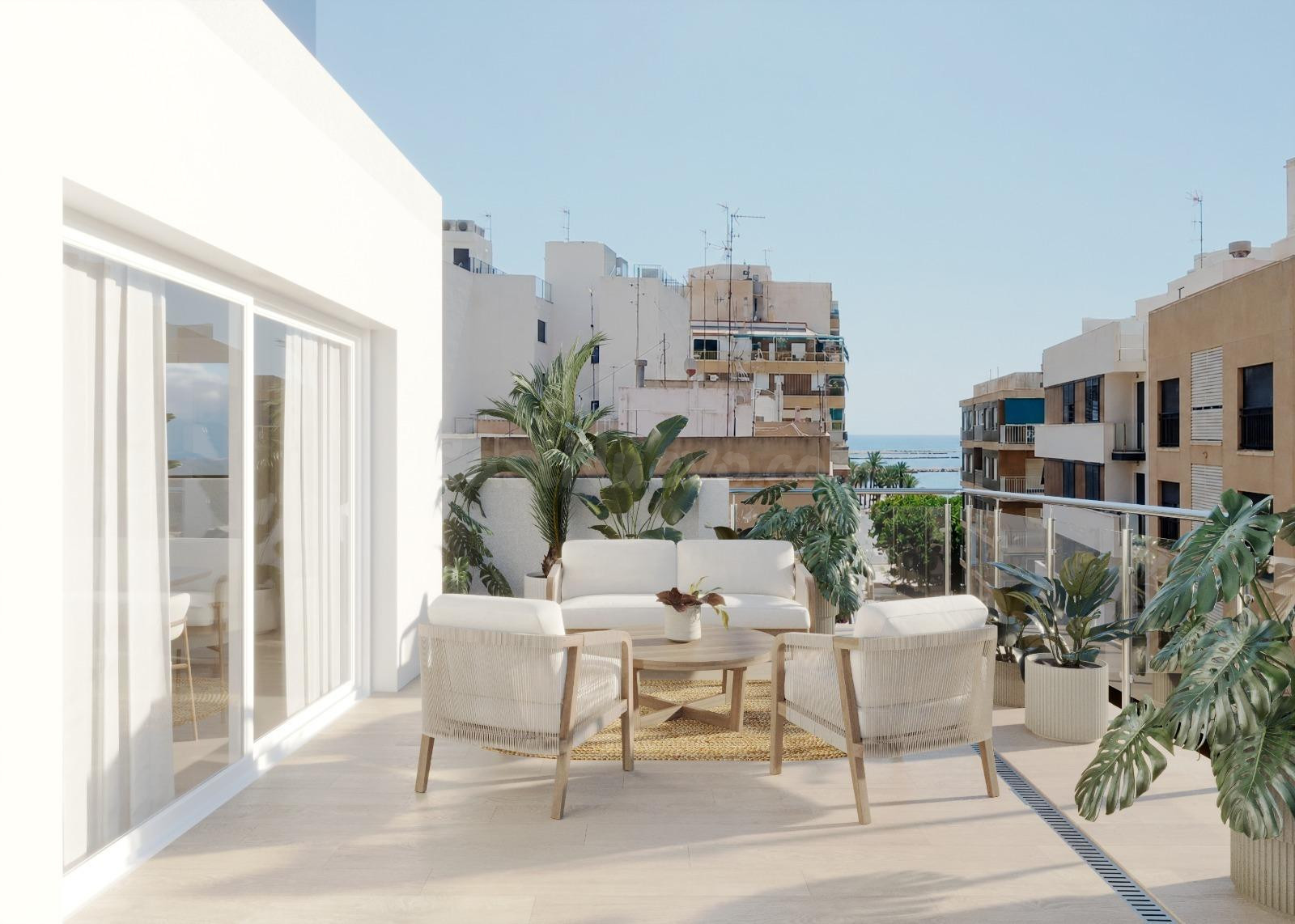 ÁTICO DE OBRA NUEVA EN SANTA POLA: TU NUEVO HOGAR FRENTE A PLAYA VARADERO