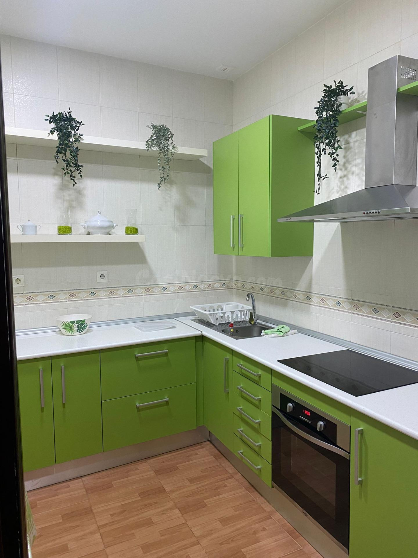 SE VENDE PISO EN CADIZ , ZONA FALLA