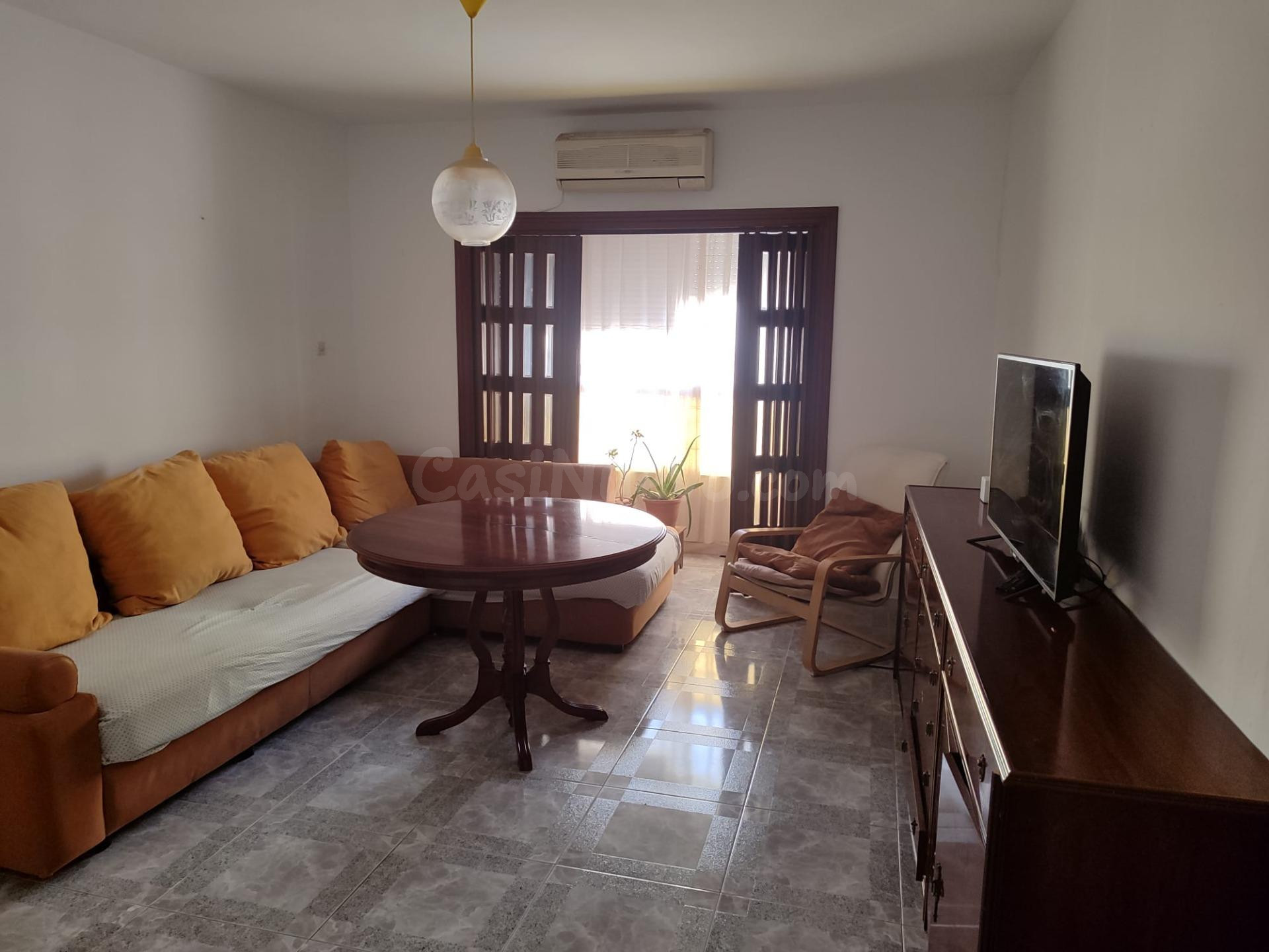 SE VENDE PISO EN PUERTO REAL , ZONA SAN ELOY