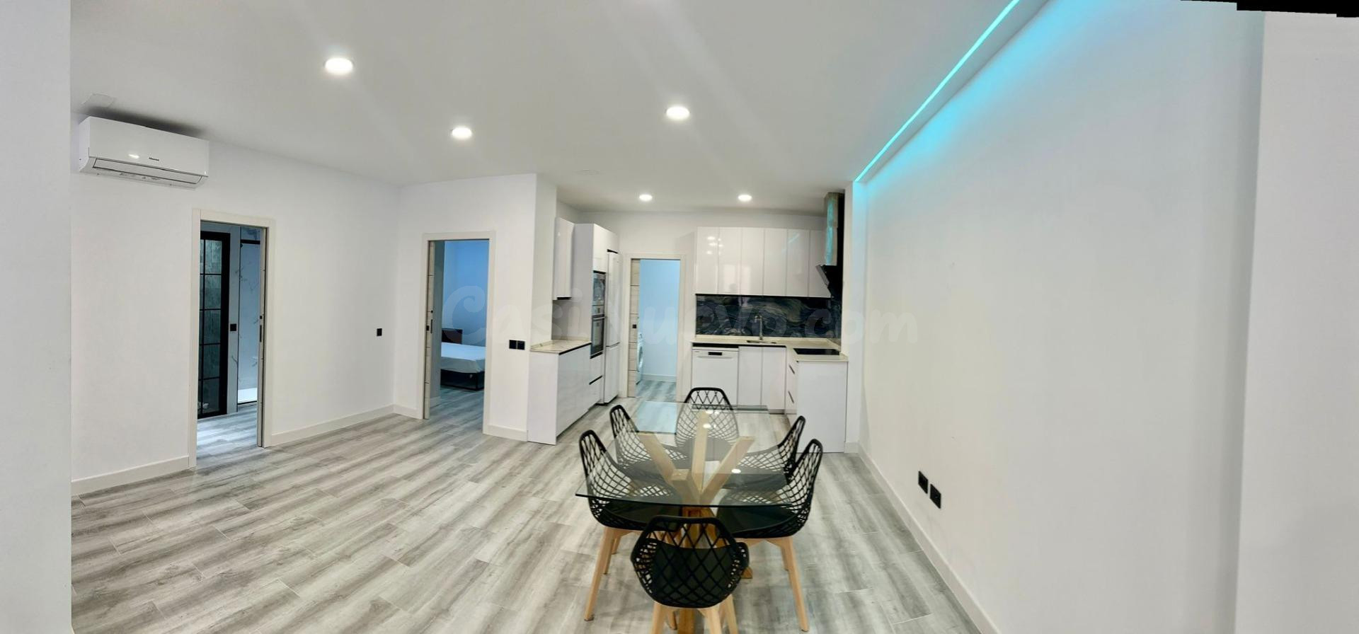 SE VENDE APARTAMENTO EN CADIZ , ZONA VIÑA - LA CALETA