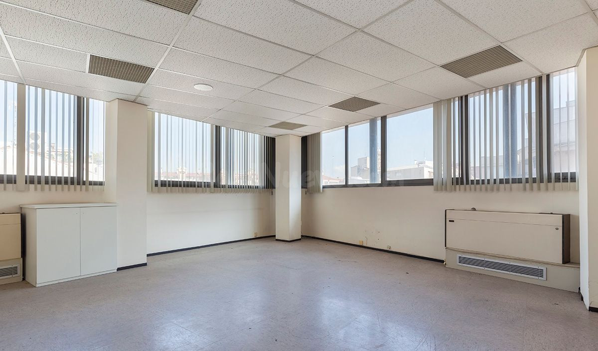 Oficina 940m² en alquiler - Gracia