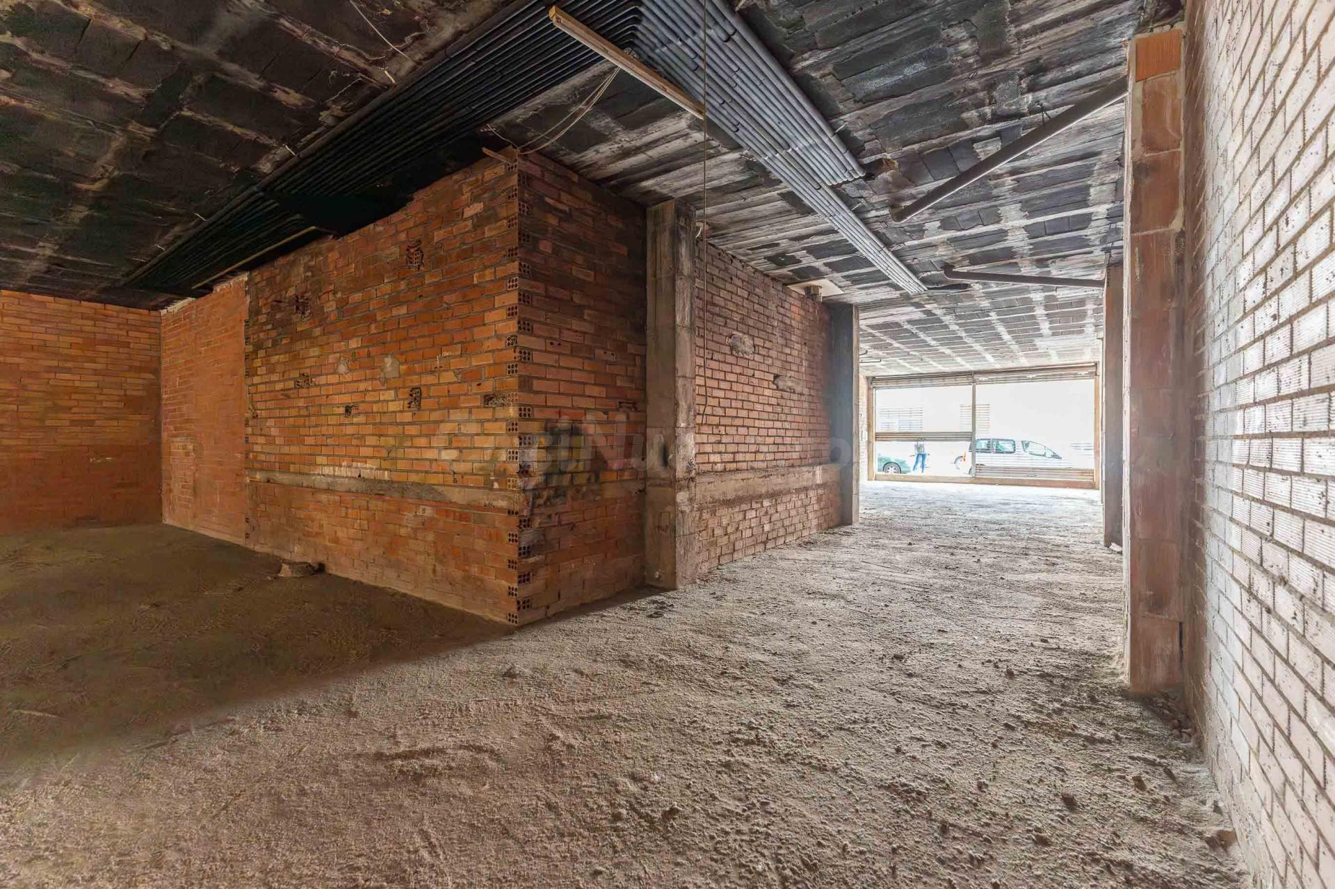 Local comercial 349m² en alquiler - Reus