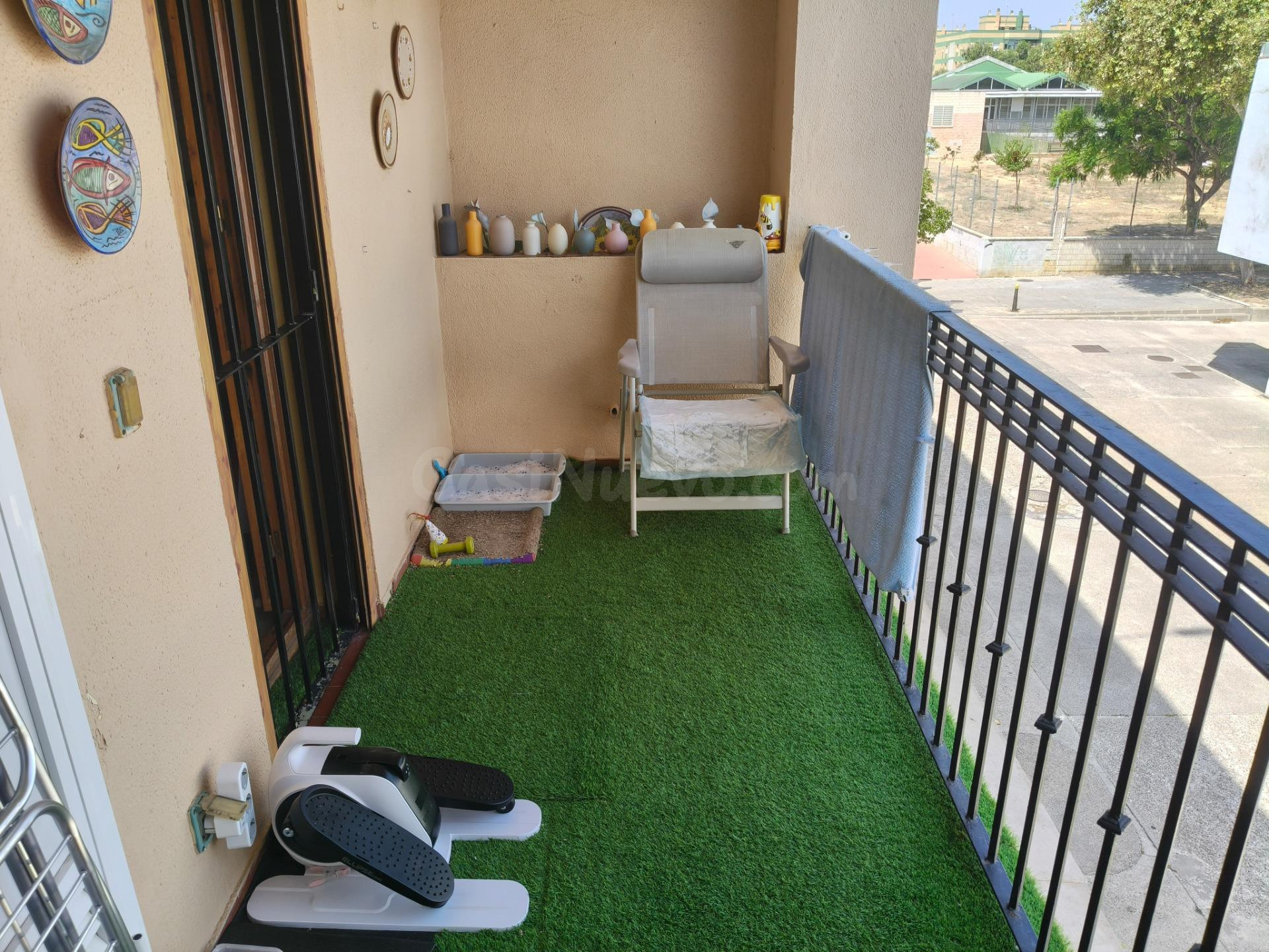 SE VENDE PISO EN PUERTO REAL , ZONA PLAZA DE LA LIBERTAD