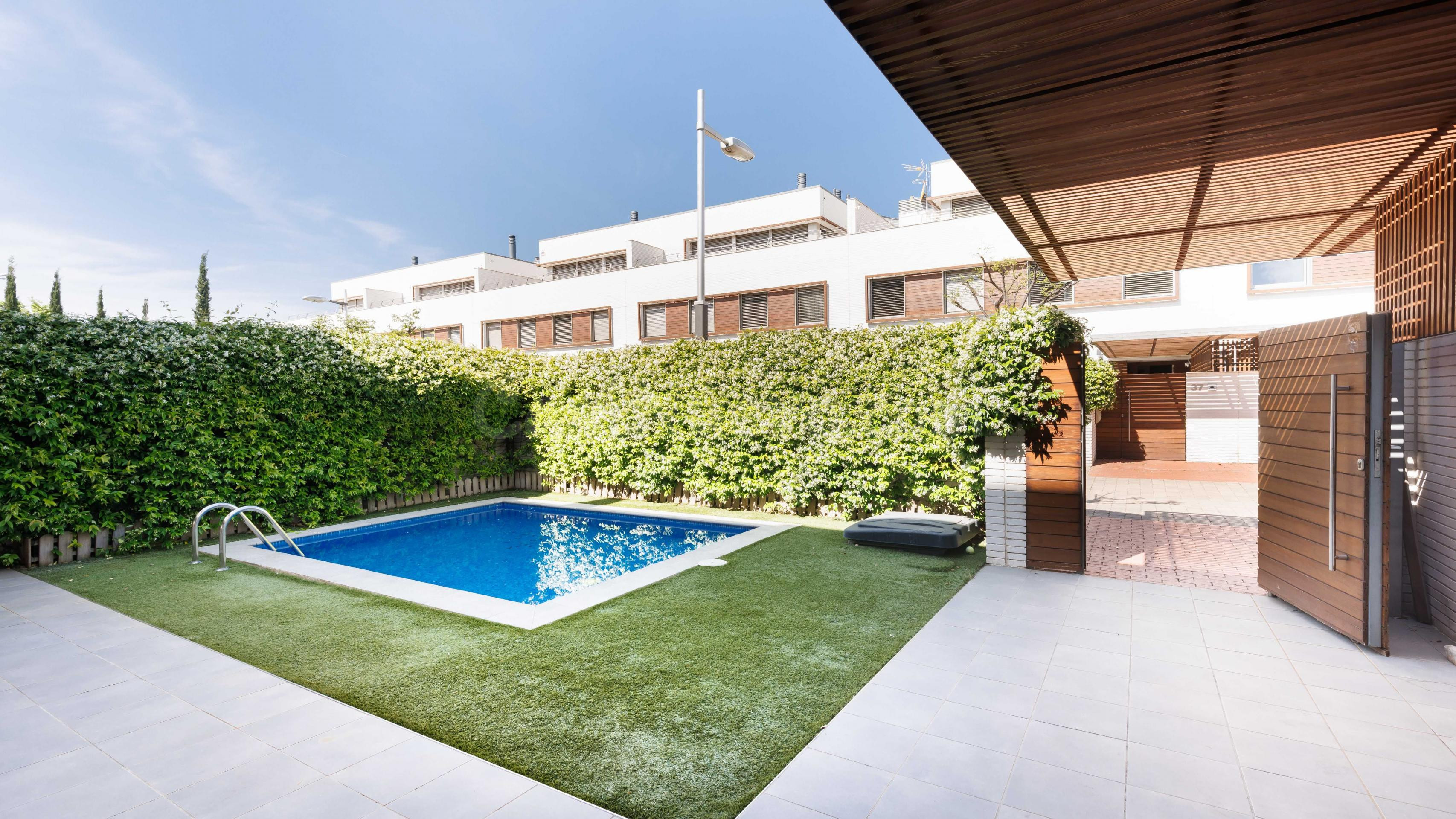 Casa 4 habitaciones 307m² en alquiler - Can gambus