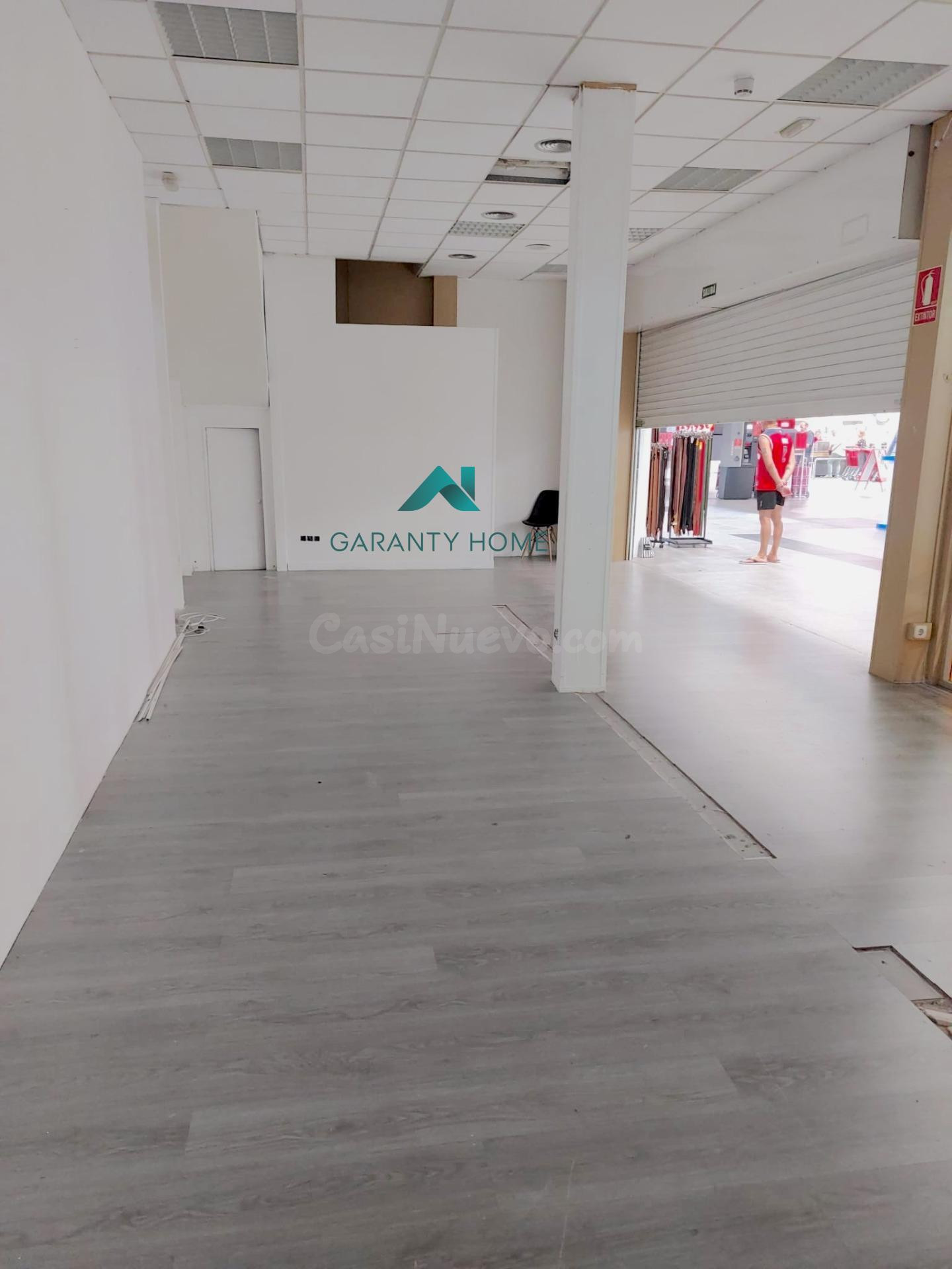 VENTA O ALQUILER DE LOCAL en centro comercial
