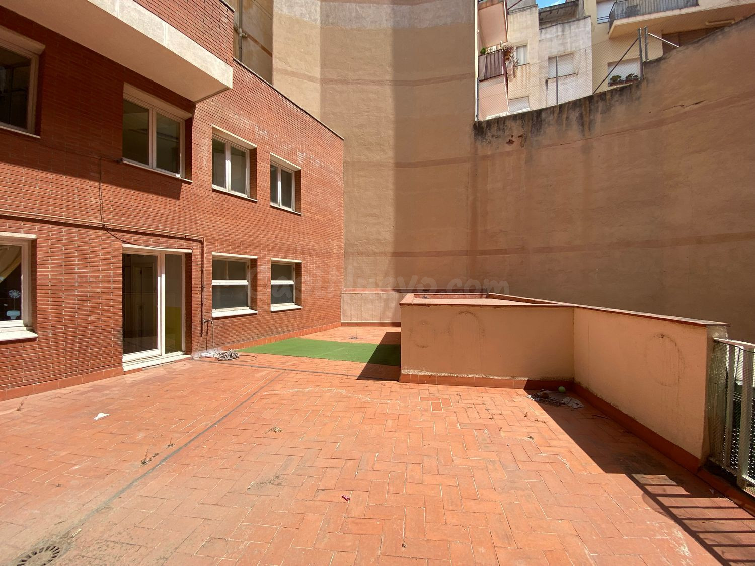 Local comercial 200m² en alquiler - Sarrià