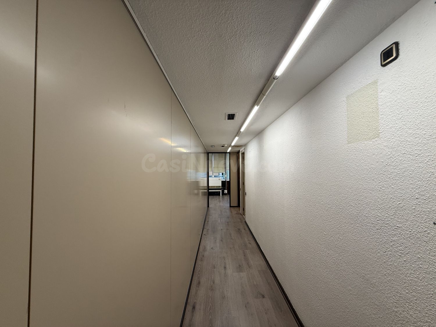 Oficina 200m² en alquiler - La Maternitat i Sant Ramon - foto 2