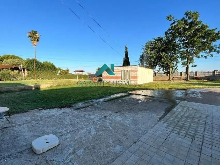 Chalet en venta en Ctra de Sevilla - Ronda sur, Badajoz - foto 4