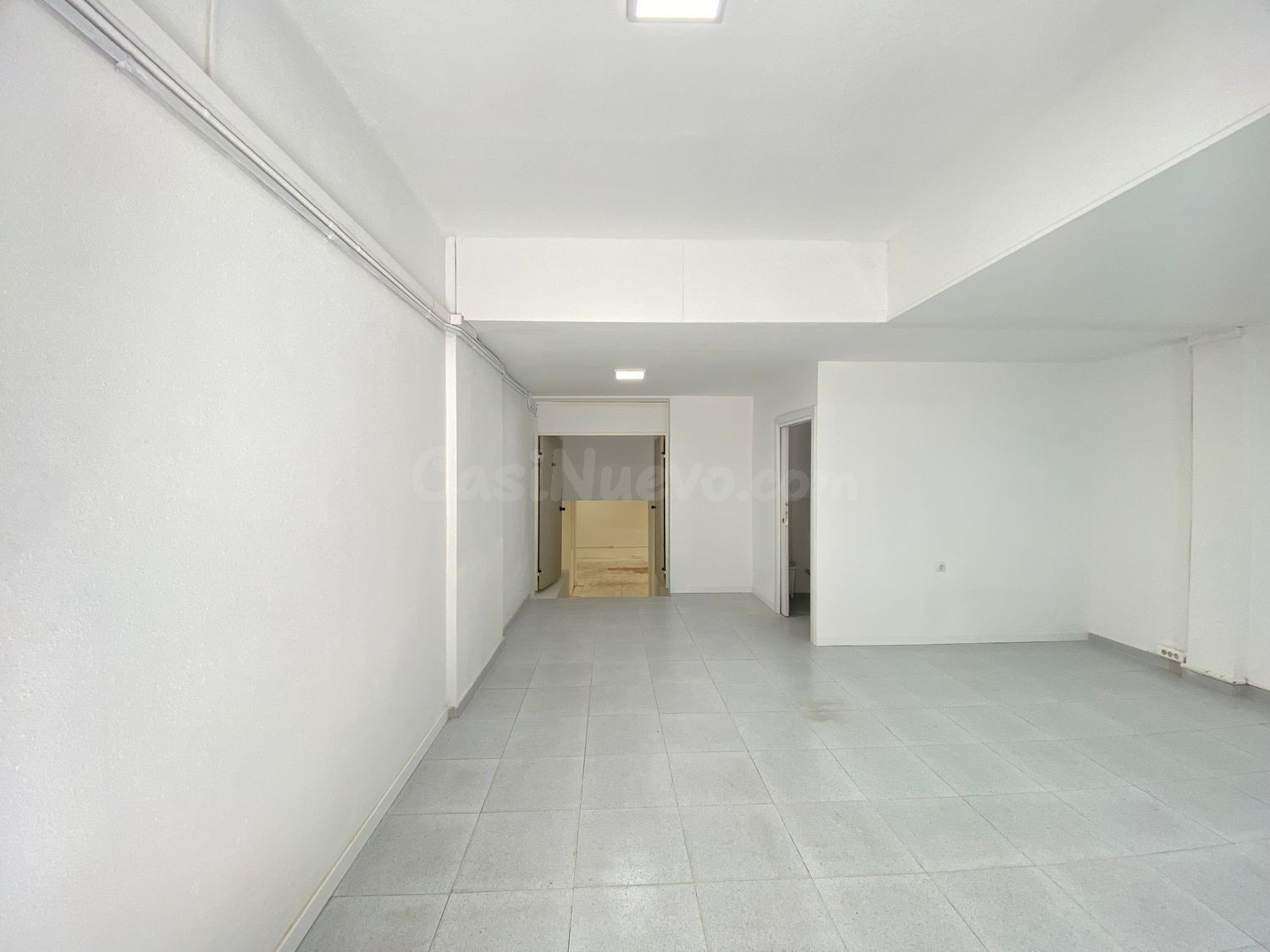 Local comercial 135m² en alquiler - Sant Joan Despí