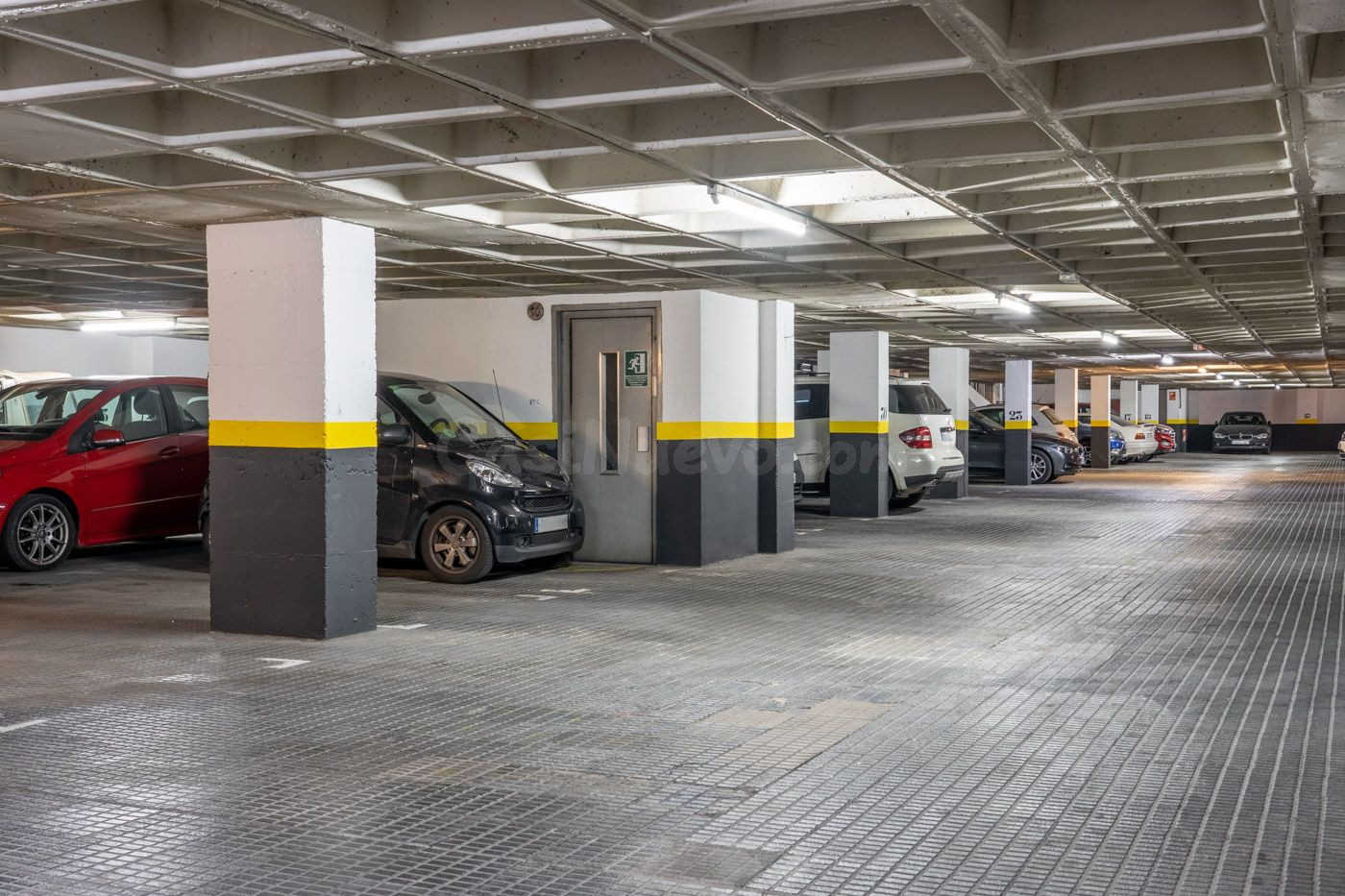 Parking 7m² en alquiler - Eixample