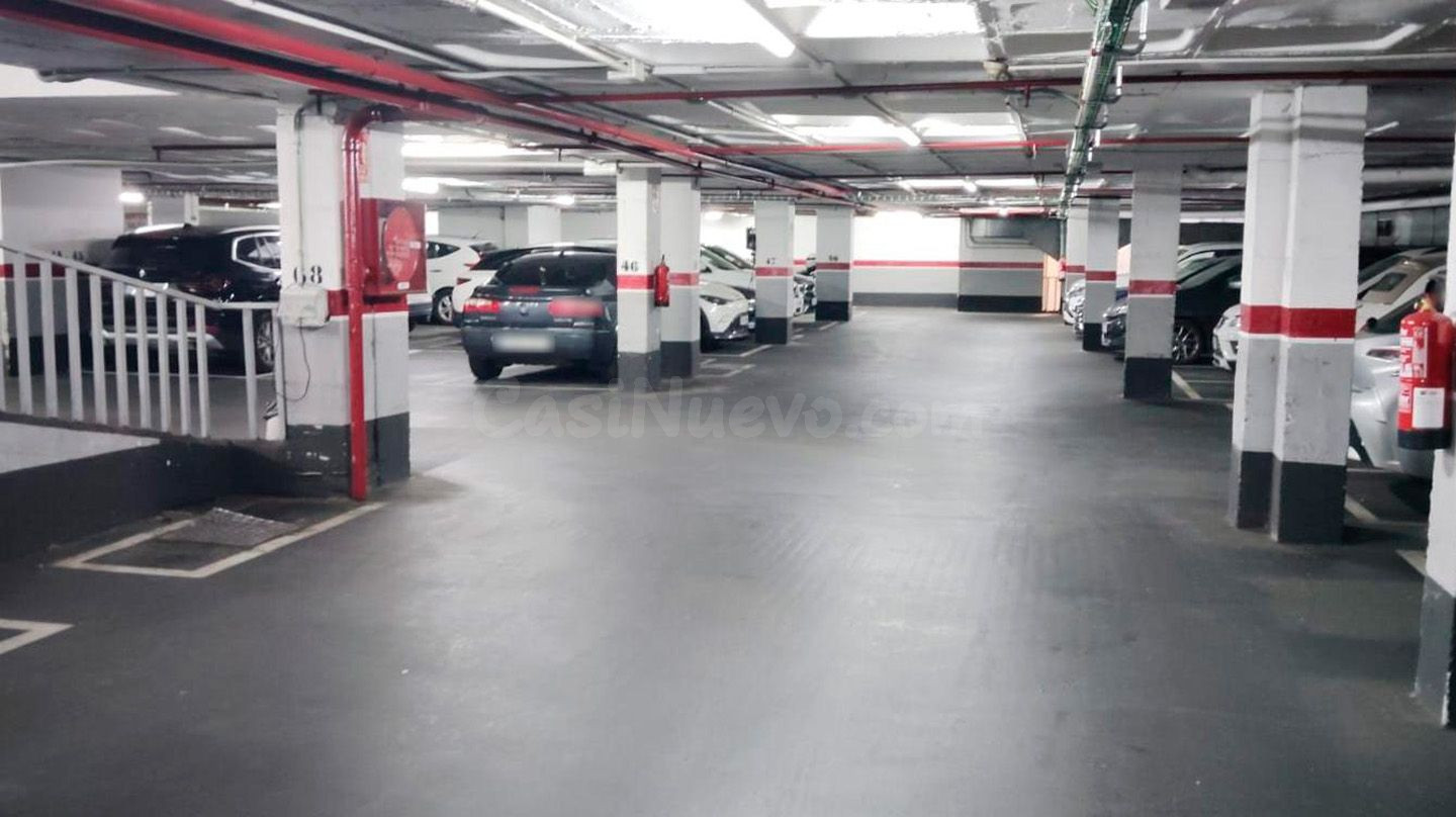 Parking de moto 1m² en alquiler - Barcelona