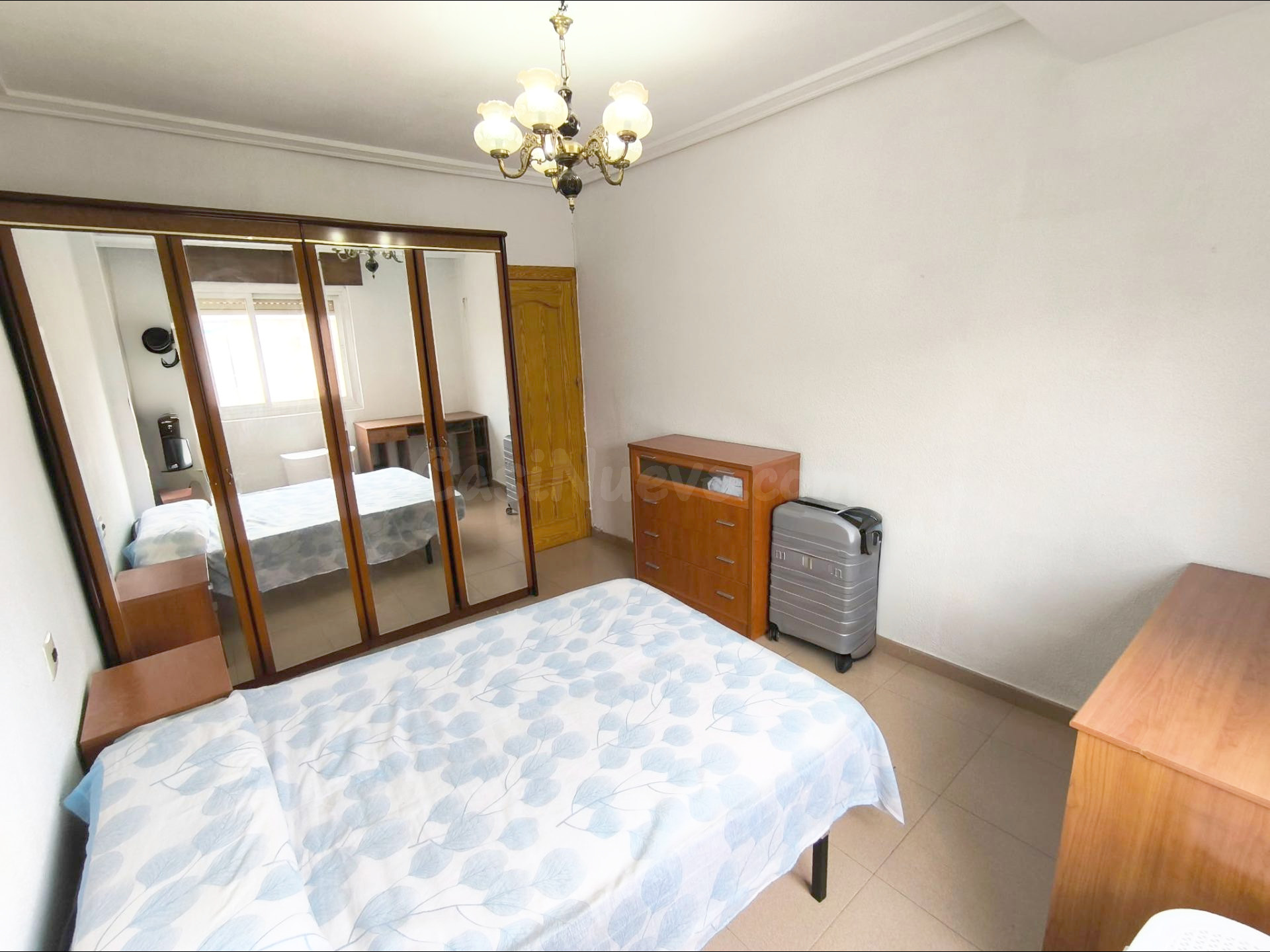 HABITACIÓN EN VISTALEGRE AGUA INCLUIDA
