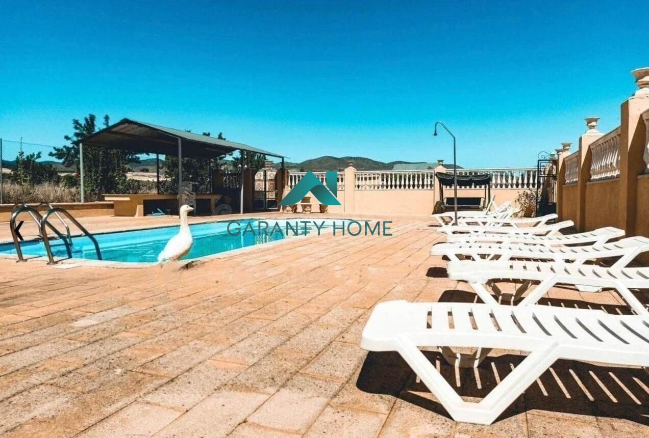 Casa en venta en Baza