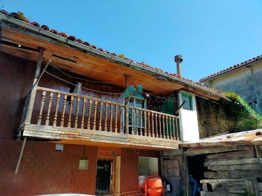 Se vende casa de pueblo en Ampuero - foto 2