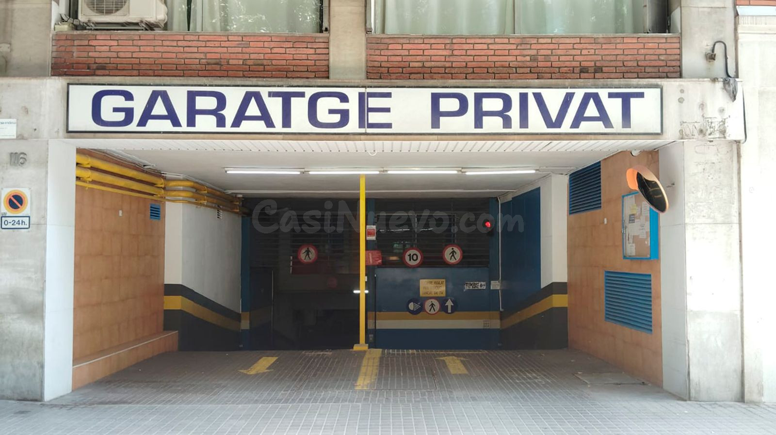 Parking 14m² en alquiler - Eixample