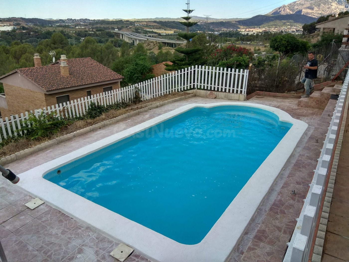 BONITO CHALET EN ABRERA -URBANIZACION