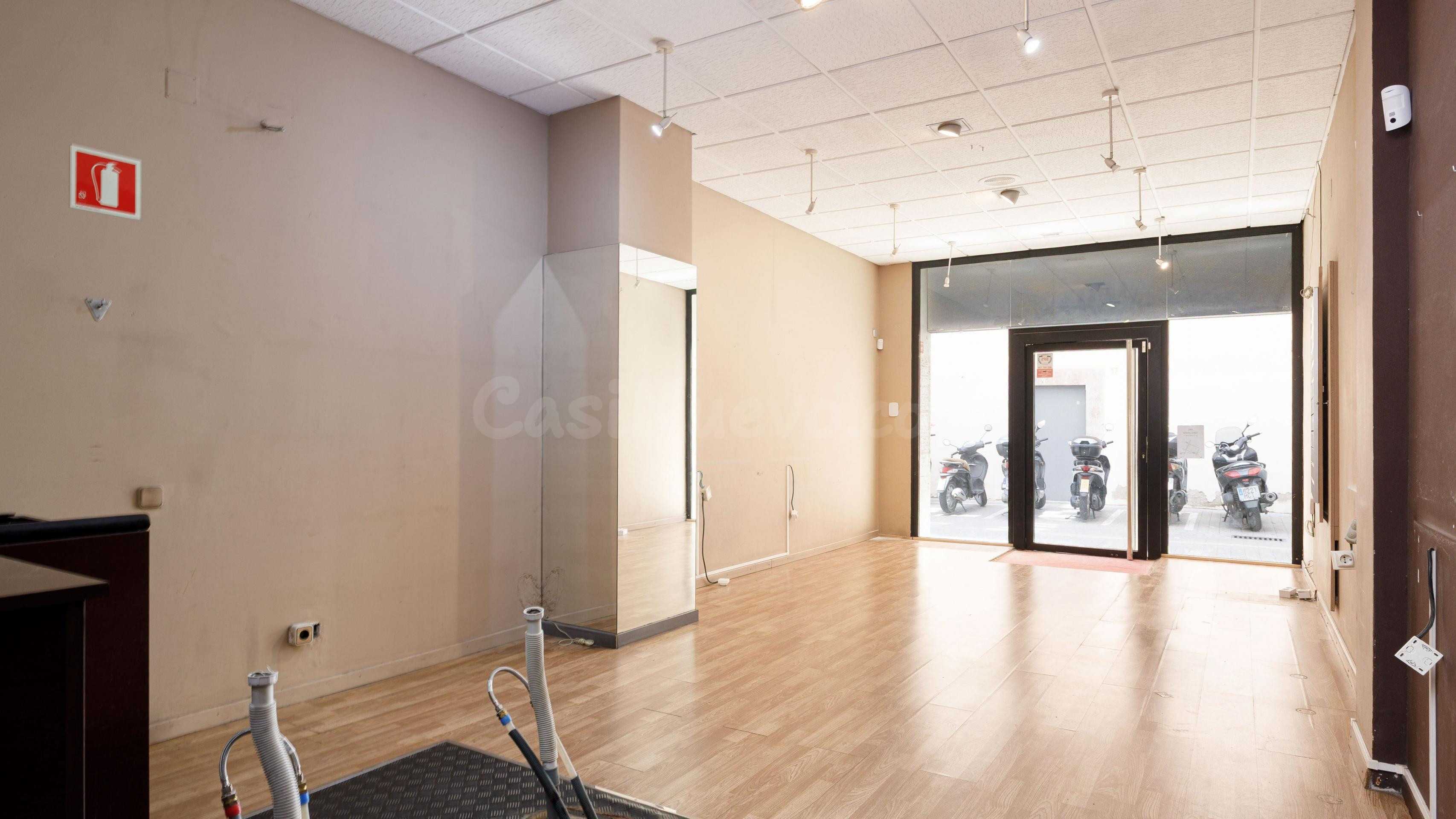 Local comercial 93m² en alquiler - Vilanova i la Geltru