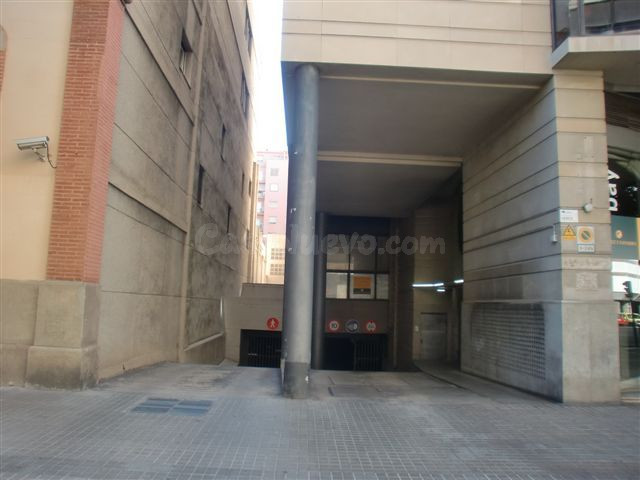 Parking 12m² en alquiler - Eixample